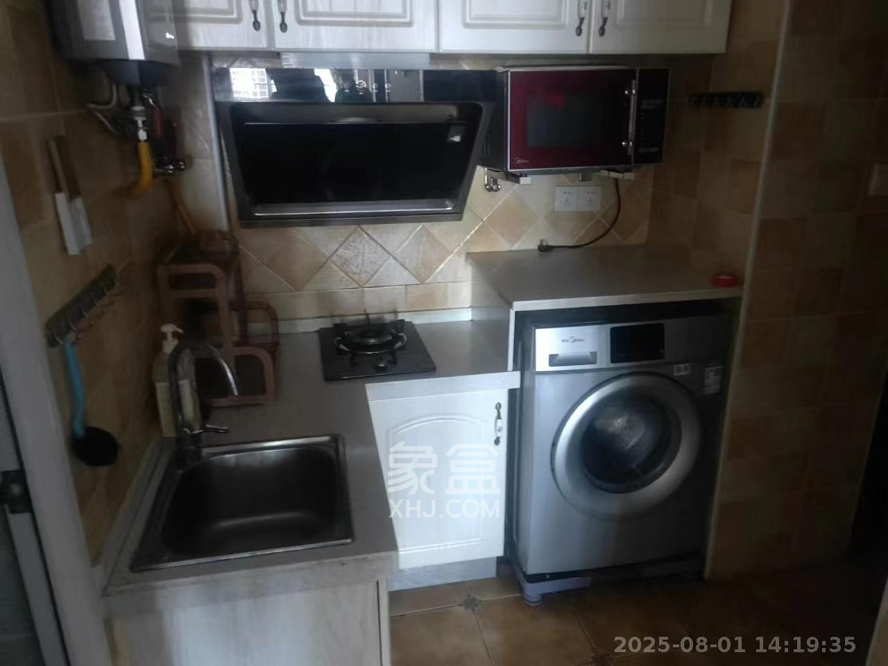 少帅府 1室1厅1卫 2600.0元/月 少帅府 1室1厅1卫 2600.0元/月室内图