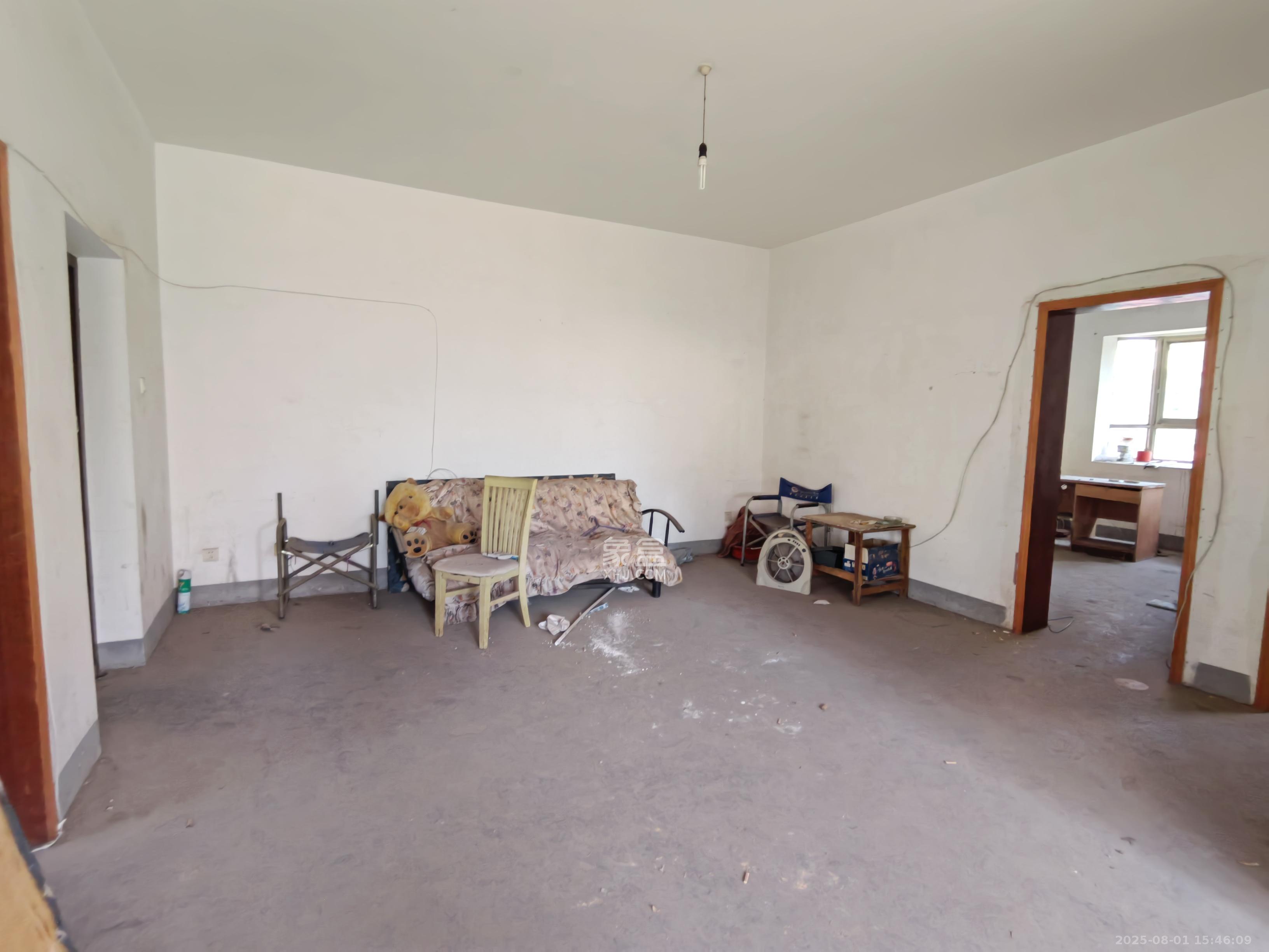 电信公司宿舍 3室2厅2卫 1000.0元/月 电信公司宿舍 3室2厅2卫 1000.0元/月室内图