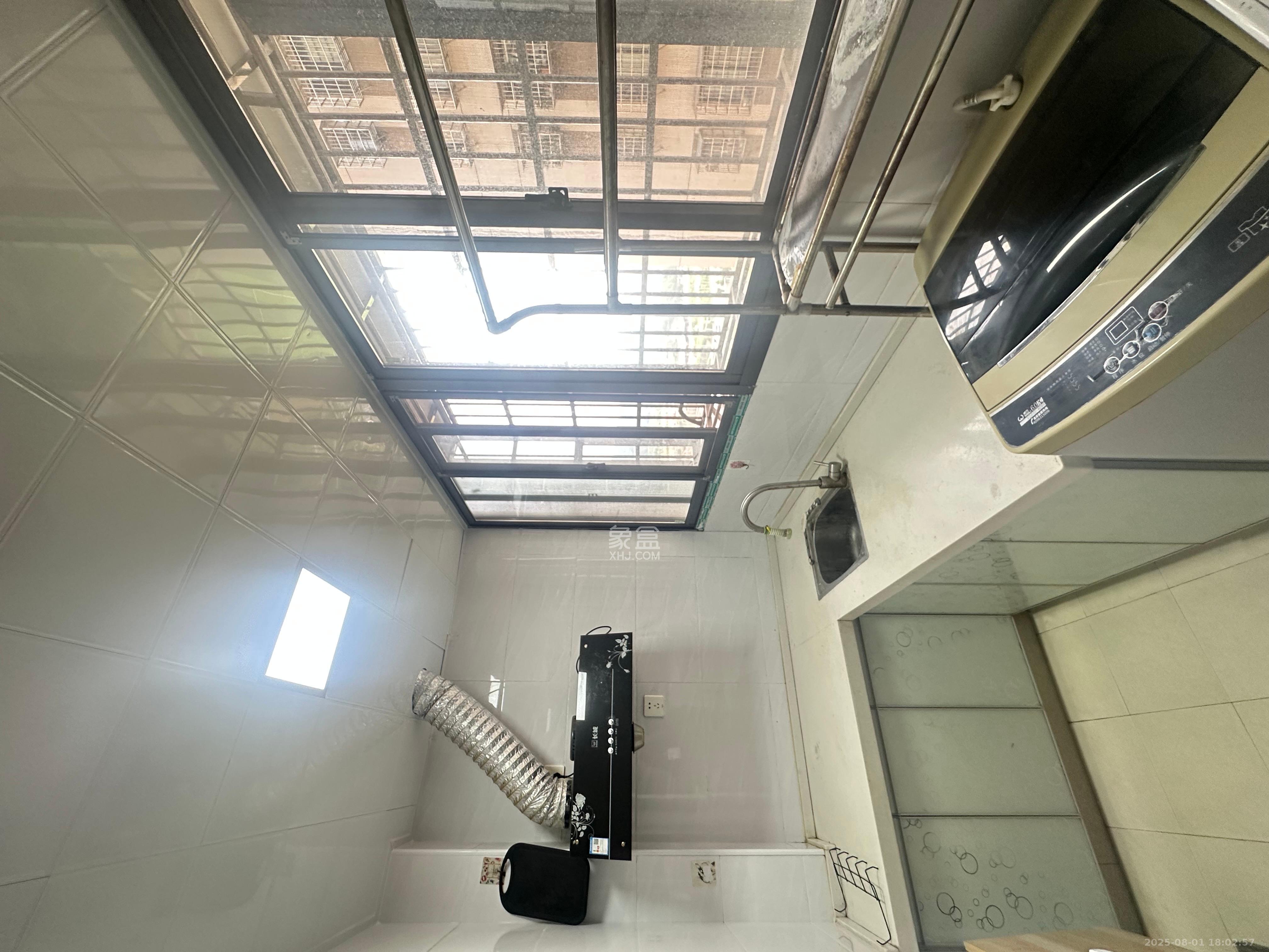 嘉顺苑 1室1厅1卫 1200.0元/月 嘉顺苑 1室1厅1卫 1200.0元/月室内图