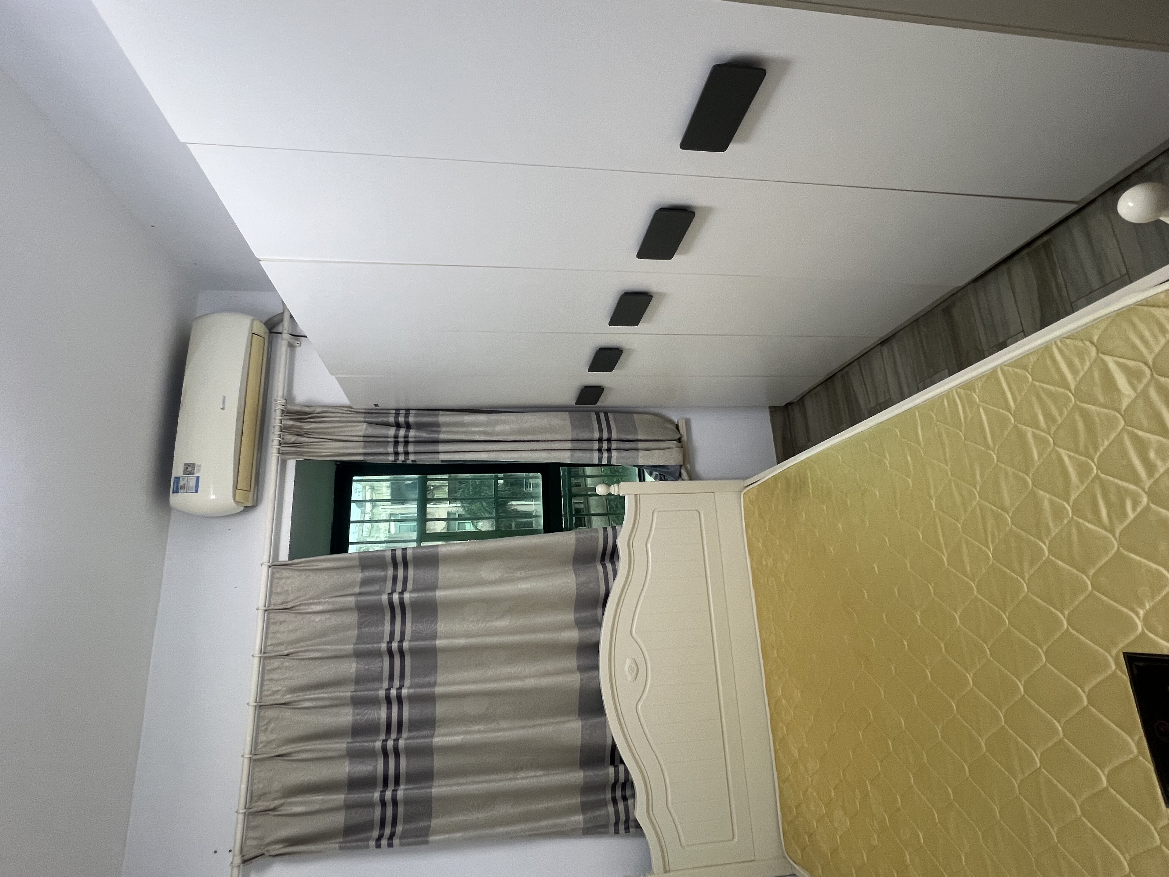 景观花园 2室1厅1卫 2000.0元/月 景观花园 2室1厅1卫 2000.0元/月室内图