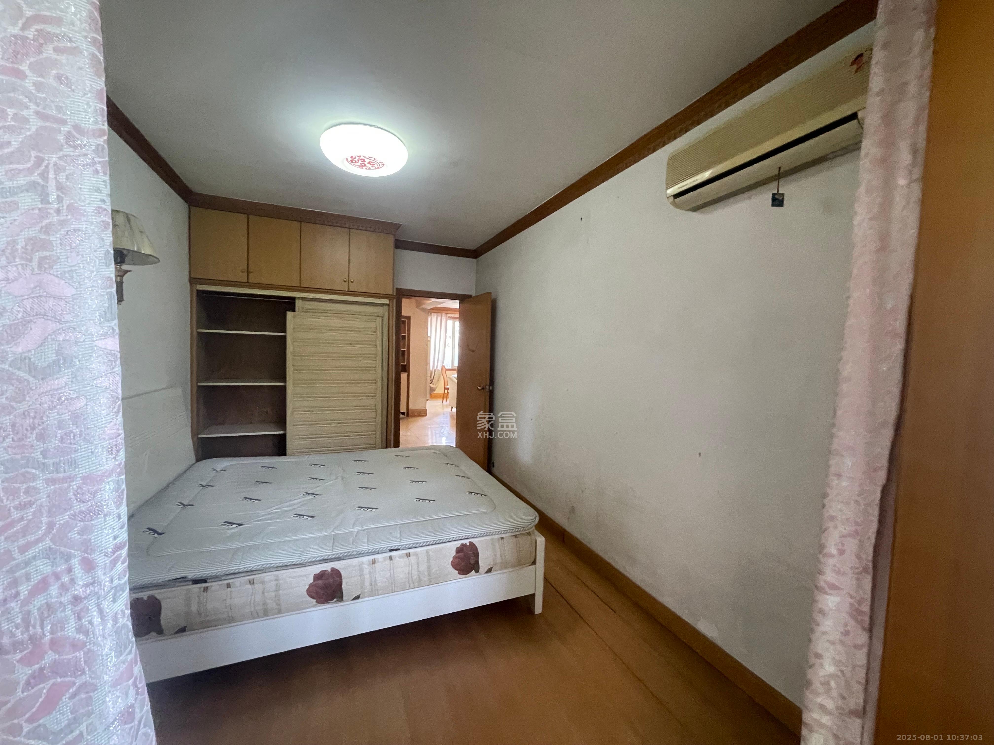 振湘小区 2室1厅1卫 1800.0元/月 振湘小区 2室1厅1卫 1800.0元/月室内图