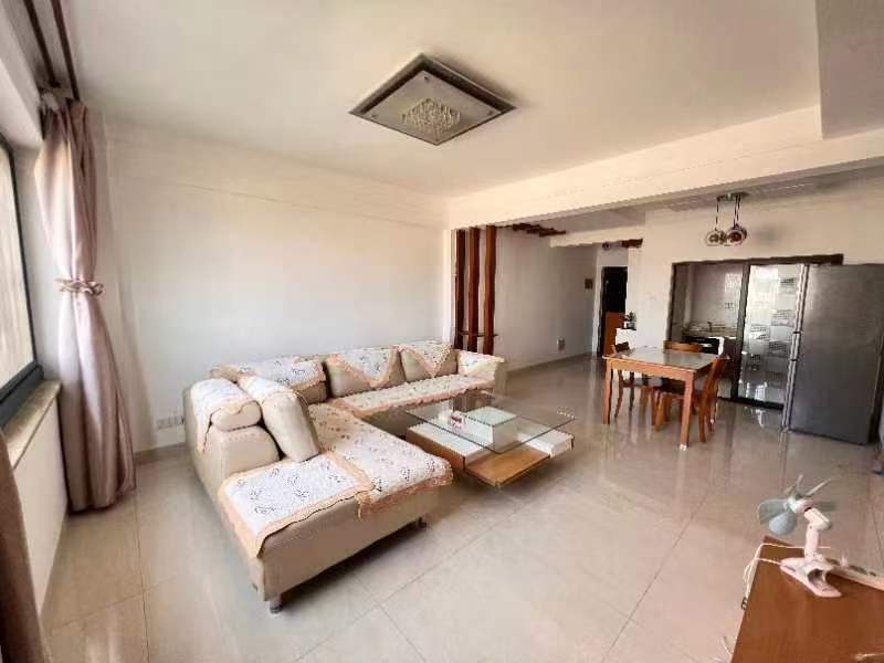 京江花园 3室2厅2卫 2600.0元/月 京江花园 3室2厅2卫 2600.0元/月室内图