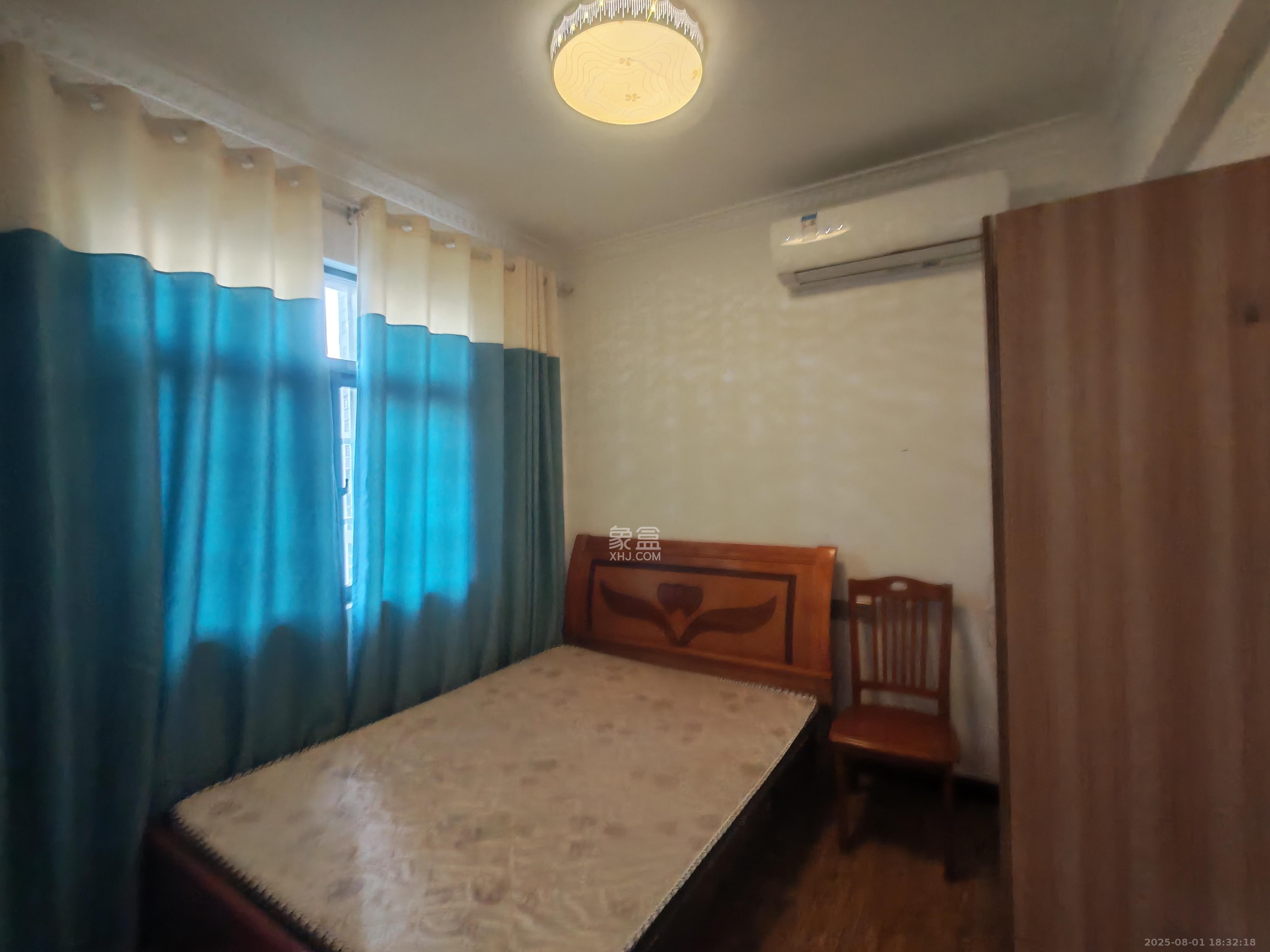 景塘家园  3室1厅1卫   2100.00元/月室内图