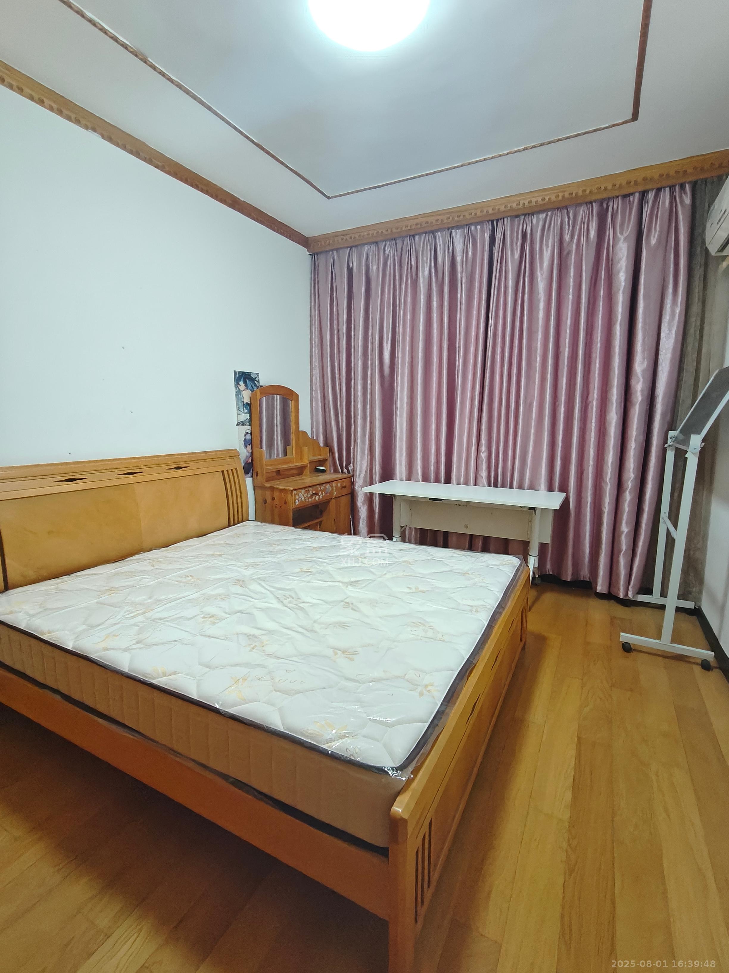 解放东路建行宿舍  3室1厅1卫    2500.0元/月室内图