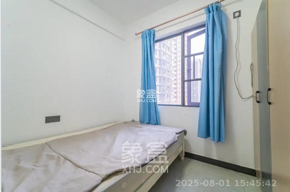 恒基凯旋门三期  4室2厅2卫   3200.00元/月室内图