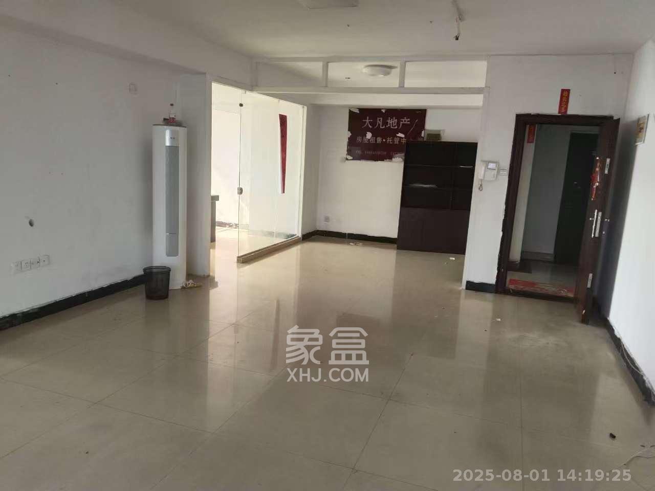 东一国际 1室0厅0卫 2800.0元/月 东一国际 1室0厅0卫 2800.0元/月室内图