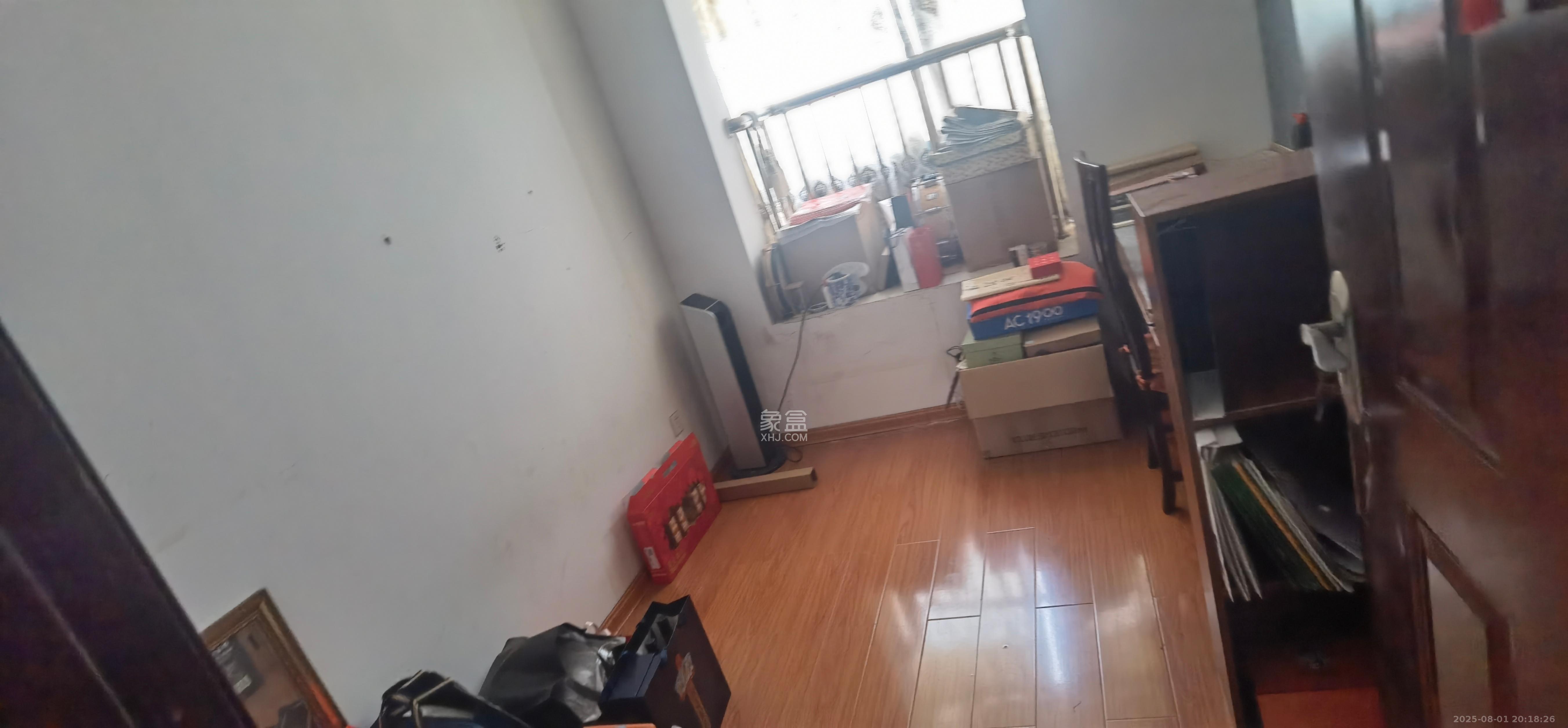 华天苑 3室1厅1卫 2200.0元/月 华天苑 3室1厅1卫 2200.0元/月室内图