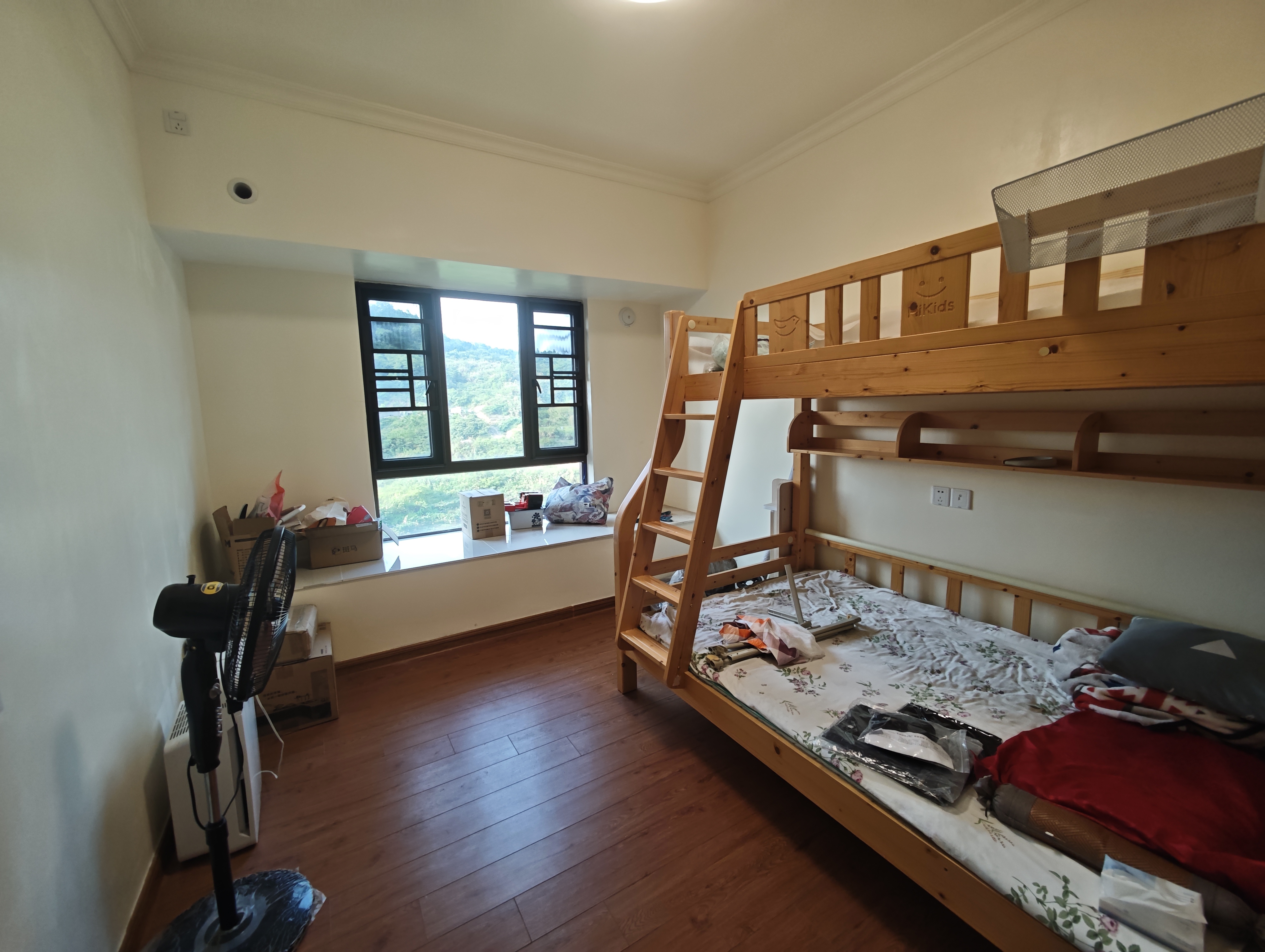 碧桂园豪园-二期 4室2厅2卫 2000.0元/月 碧桂园豪园-二期 4室2厅2卫 2000.0元/月室内图