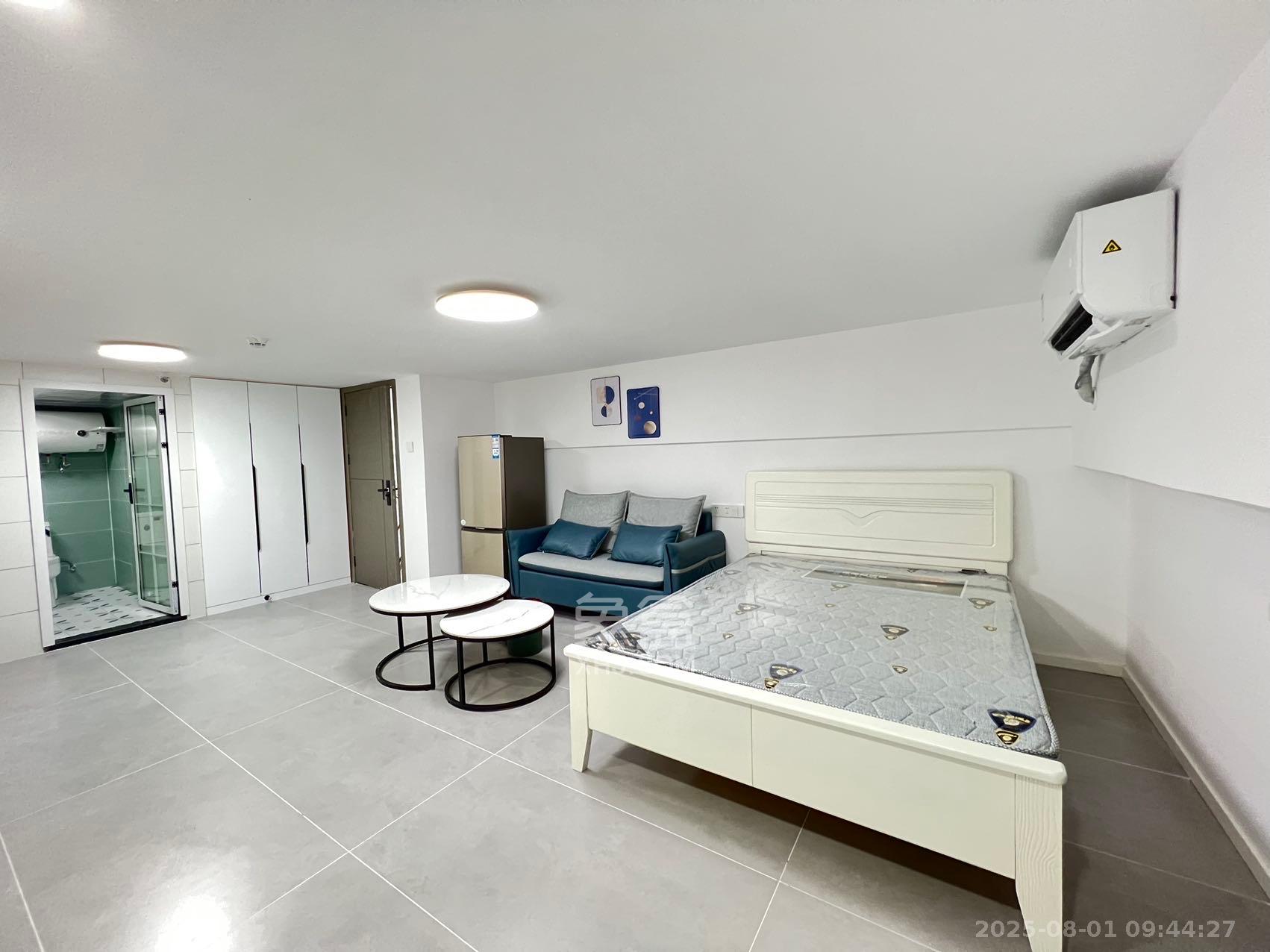 长房时代小镇 1室1厅1卫 1300.0元/月 长房时代小镇 1室1厅1卫 1300.0元/月室内图