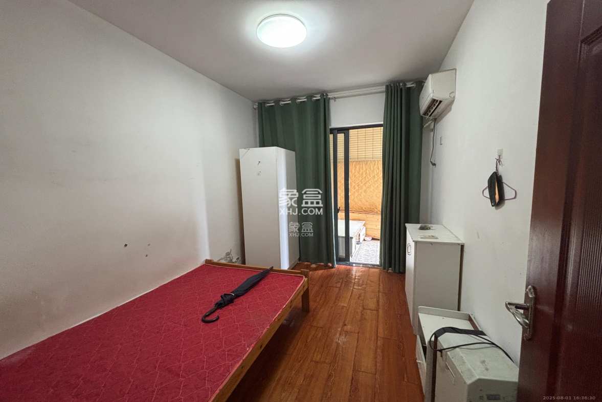 长盛岚庭  3室2厅1卫    2200.0元/月 长盛岚庭  3室2厅1卫    2200.0元/月室内图