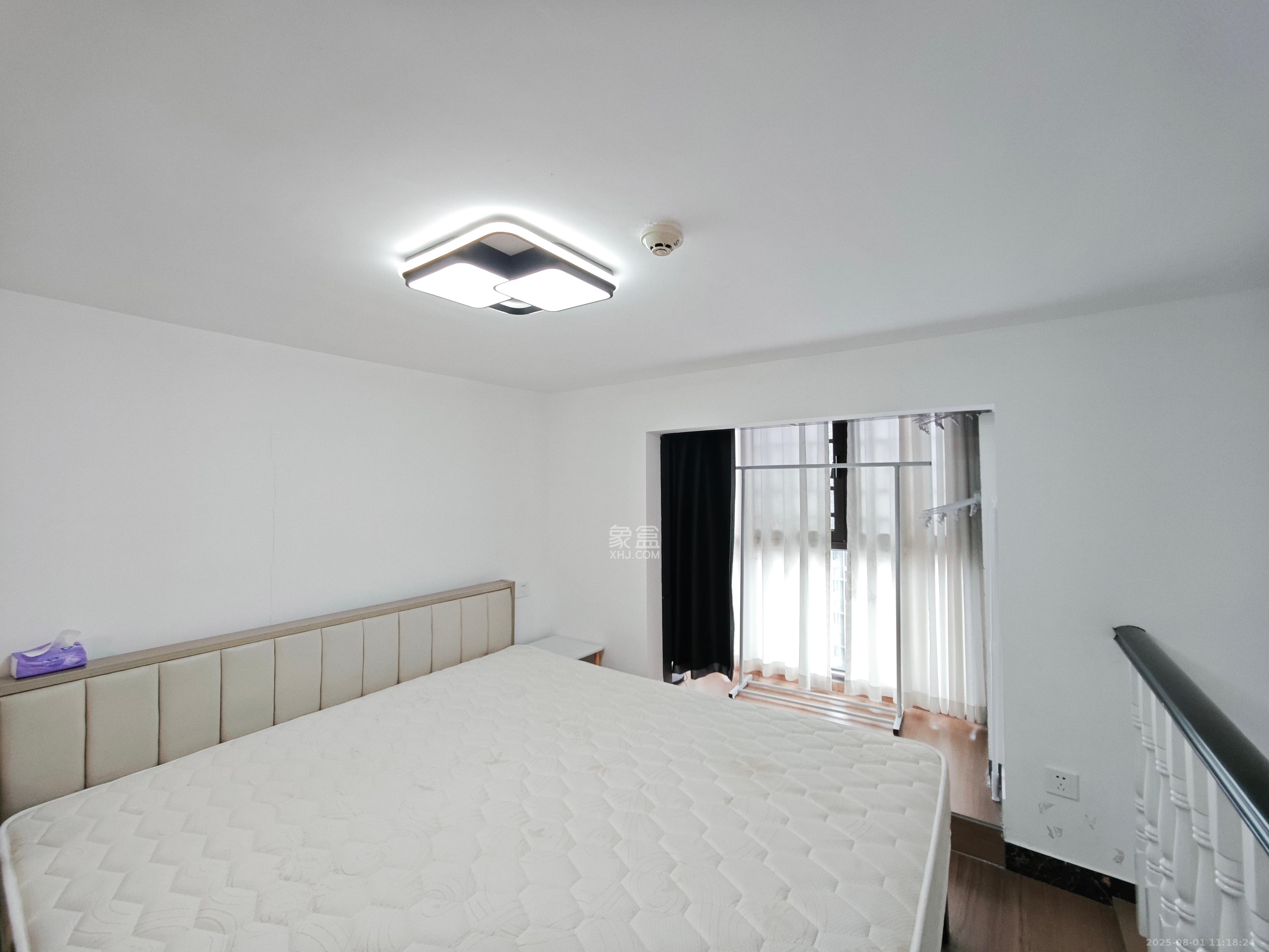 万科金色梦想B区  1室0厅0卫    1800.0元/月 万科金色梦想B区  1室0厅0卫    1800.0元/月室内图