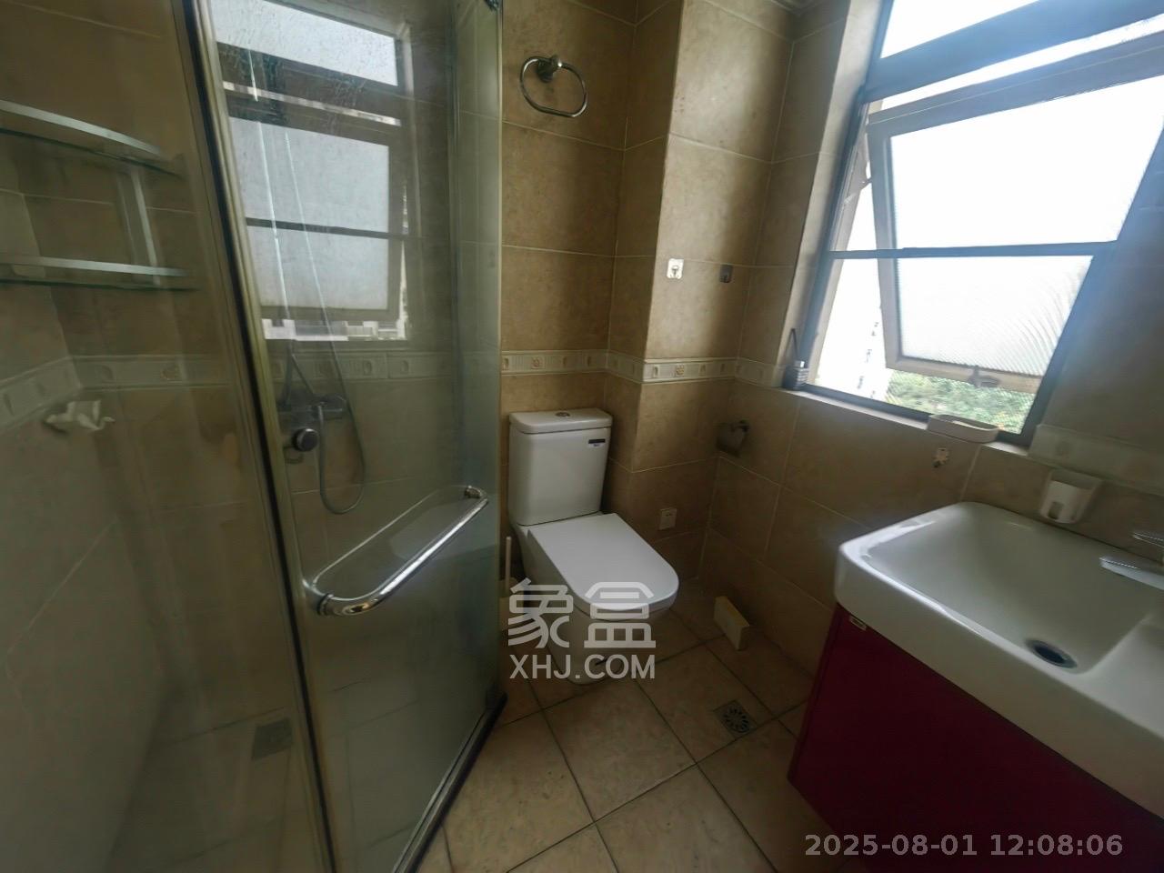 和馨佳园 4室2厅3卫 4000.0元/月 和馨佳园 4室2厅3卫 4000.0元/月室内图