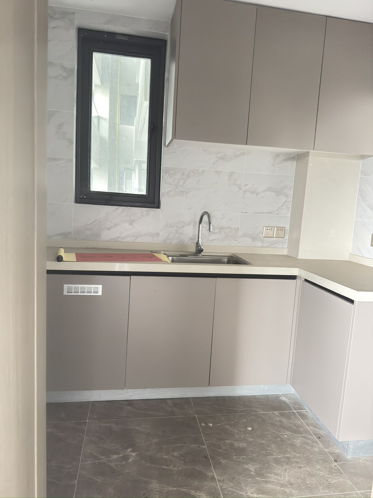 融创观澜湖公园壹号四期 3室2厅2卫 148.0万 融创观澜湖公园壹号四期 3室2厅2卫 148.0万室内图