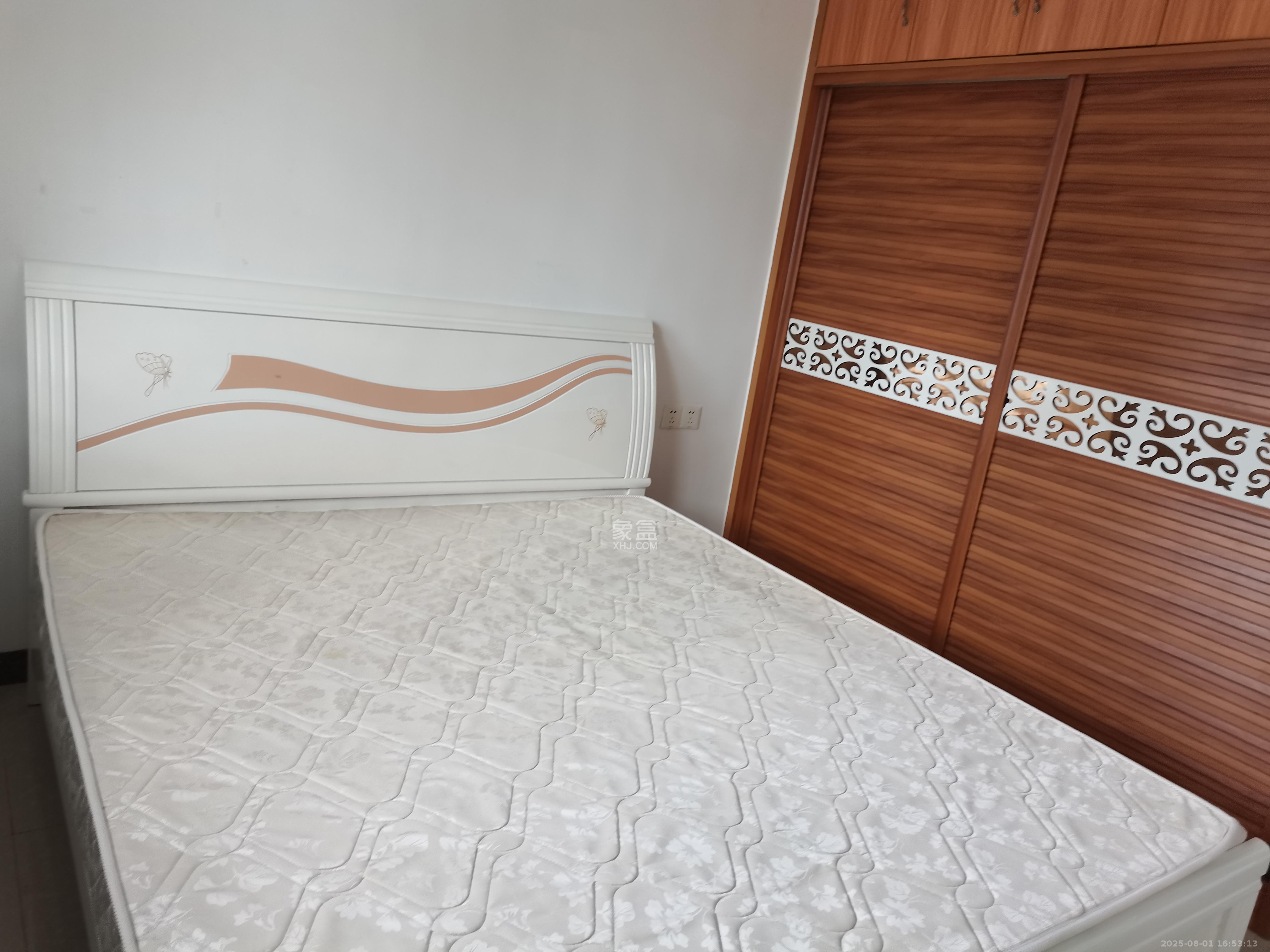 星城新宇莲景苑  2室1厅1卫    2100.0元/月 星城新宇莲景苑  2室1厅1卫    2100.0元/月室内图