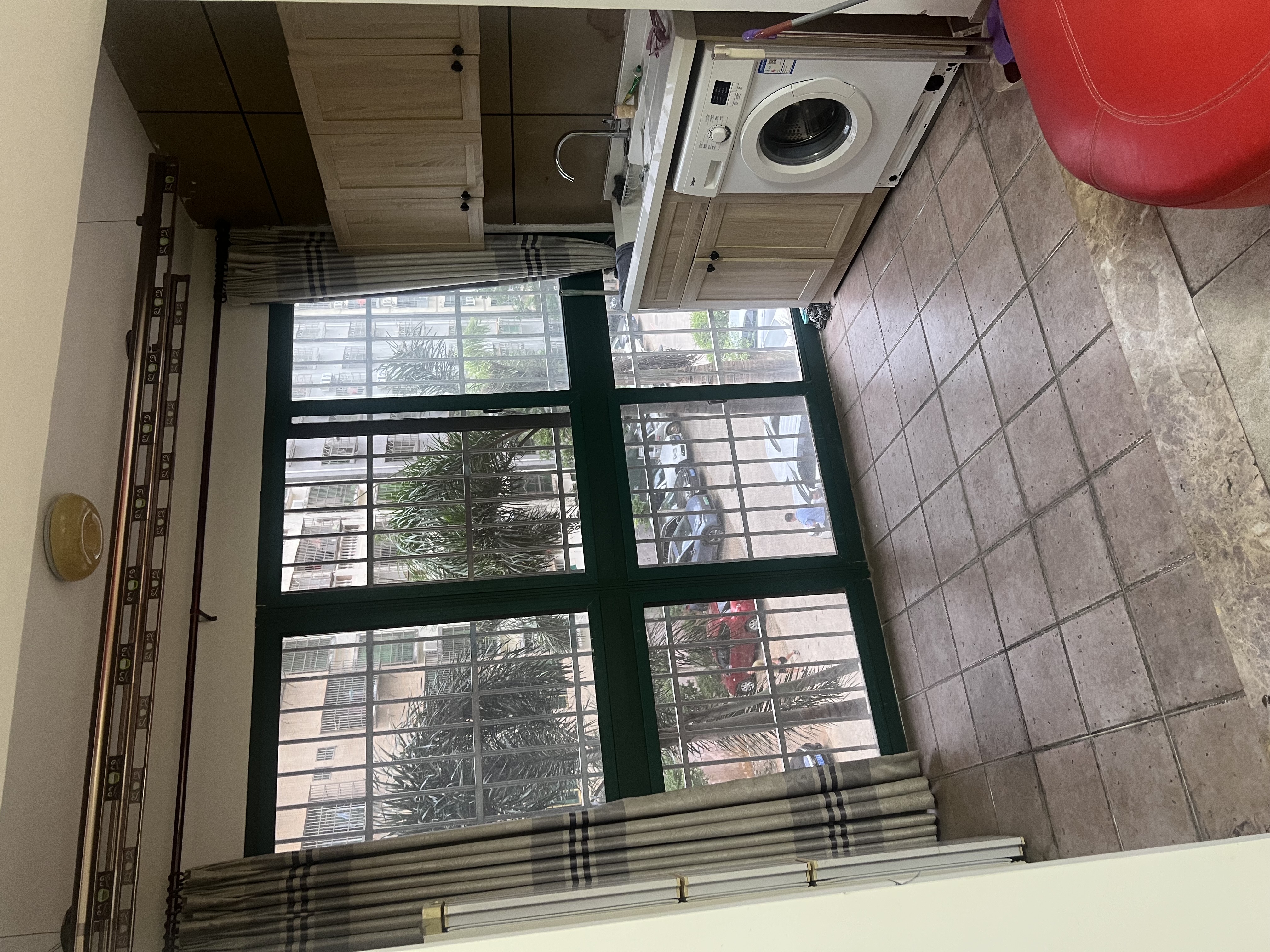景观花园  2室1厅1卫   2000.00元/月室内图