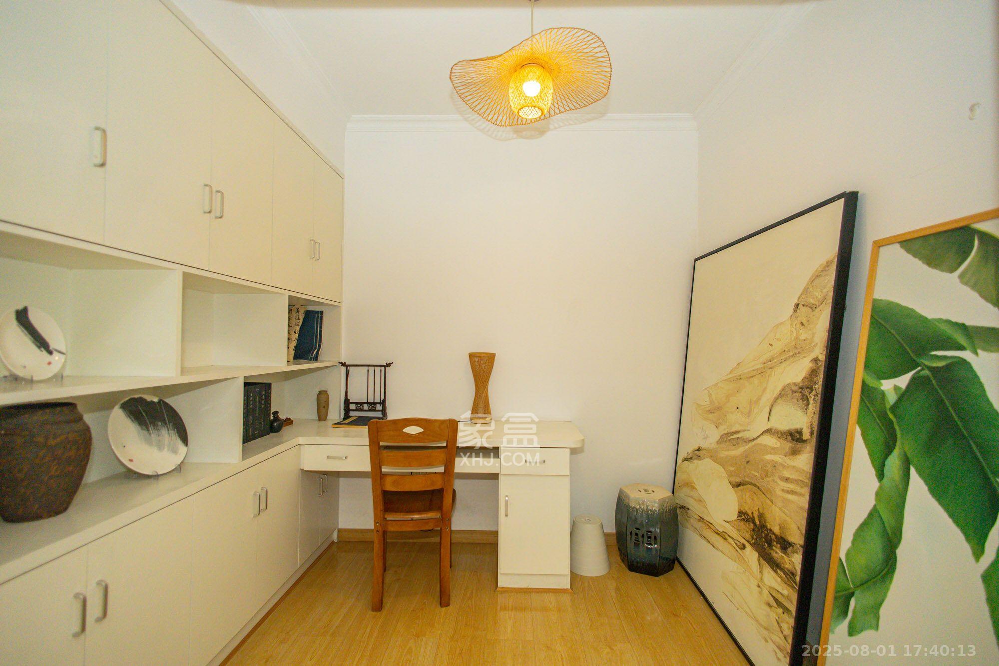 蓝山郡 3室2厅2卫 2400.0元/月 蓝山郡 3室2厅2卫 2400.0元/月室内图