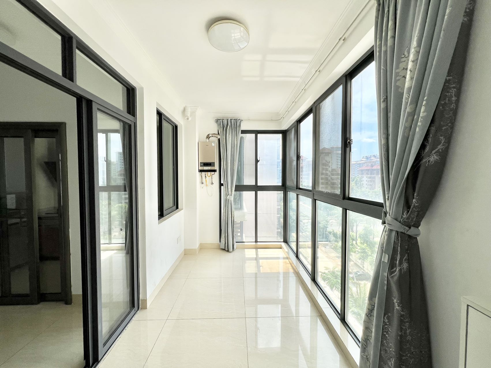 兆南和园 2室2厅1卫 2600.0元/月 兆南和园 2室2厅1卫 2600.0元/月室内图