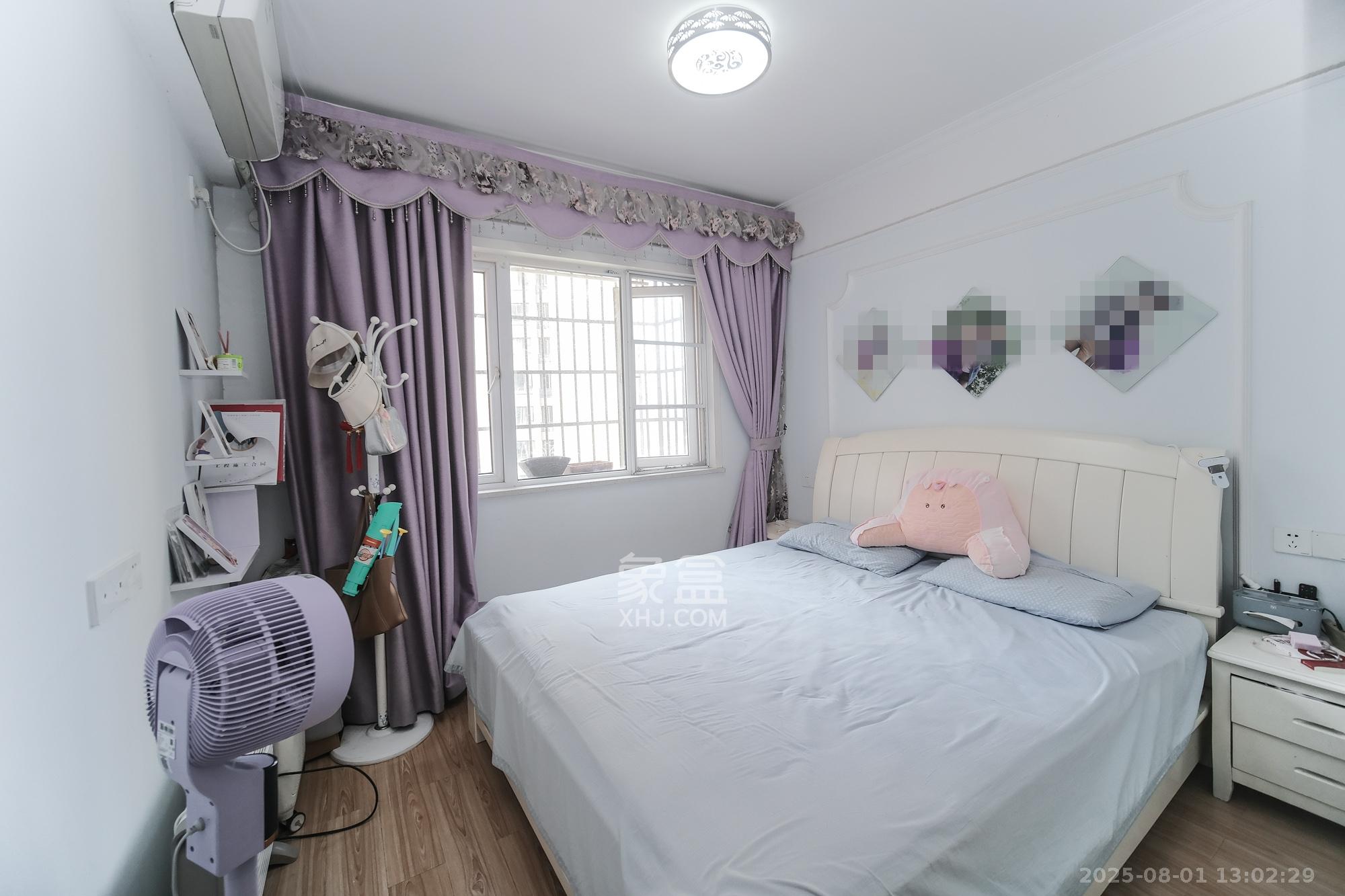 保利香槟国际 3室2厅2卫 83.00万 保利香槟国际 3室2厅2卫 83.00万卧室