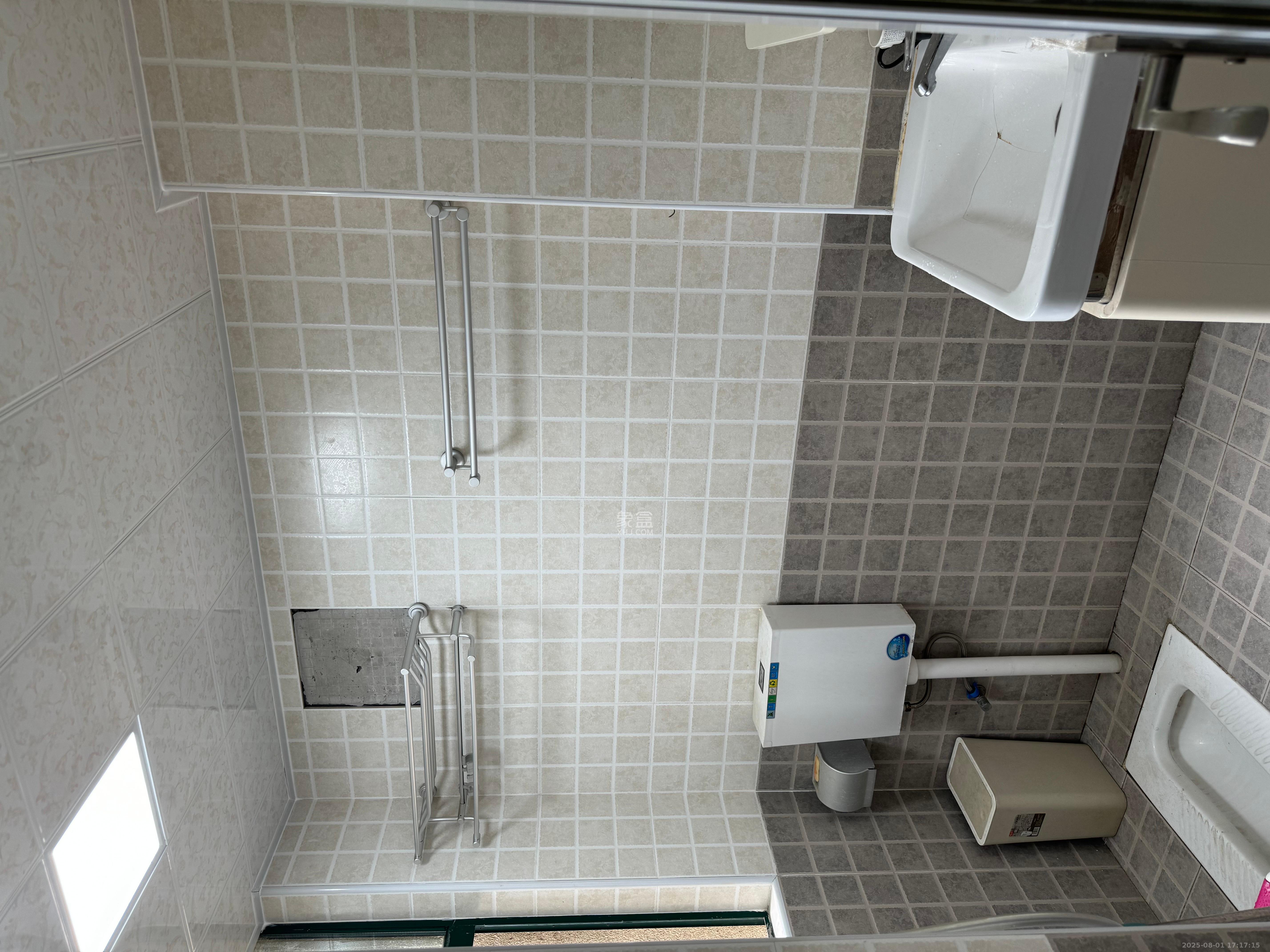 维一星城原山苑 3室2厅1卫 2500.0元/月 维一星城原山苑 3室2厅1卫 2500.0元/月室内图