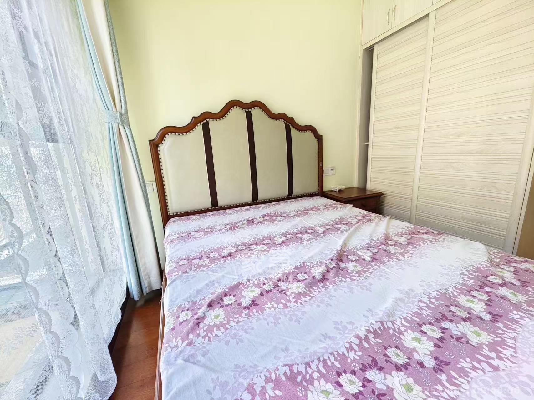 中建芙蓉嘉苑  4室2厅2卫    3000.0元/月室内图