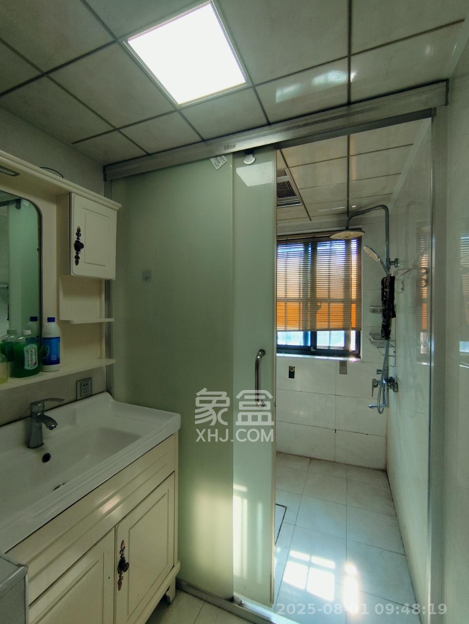 辉宏橄榄城  4室2厅2卫    2400.0元/月 辉宏橄榄城  4室2厅2卫    2400.0元/月室内图