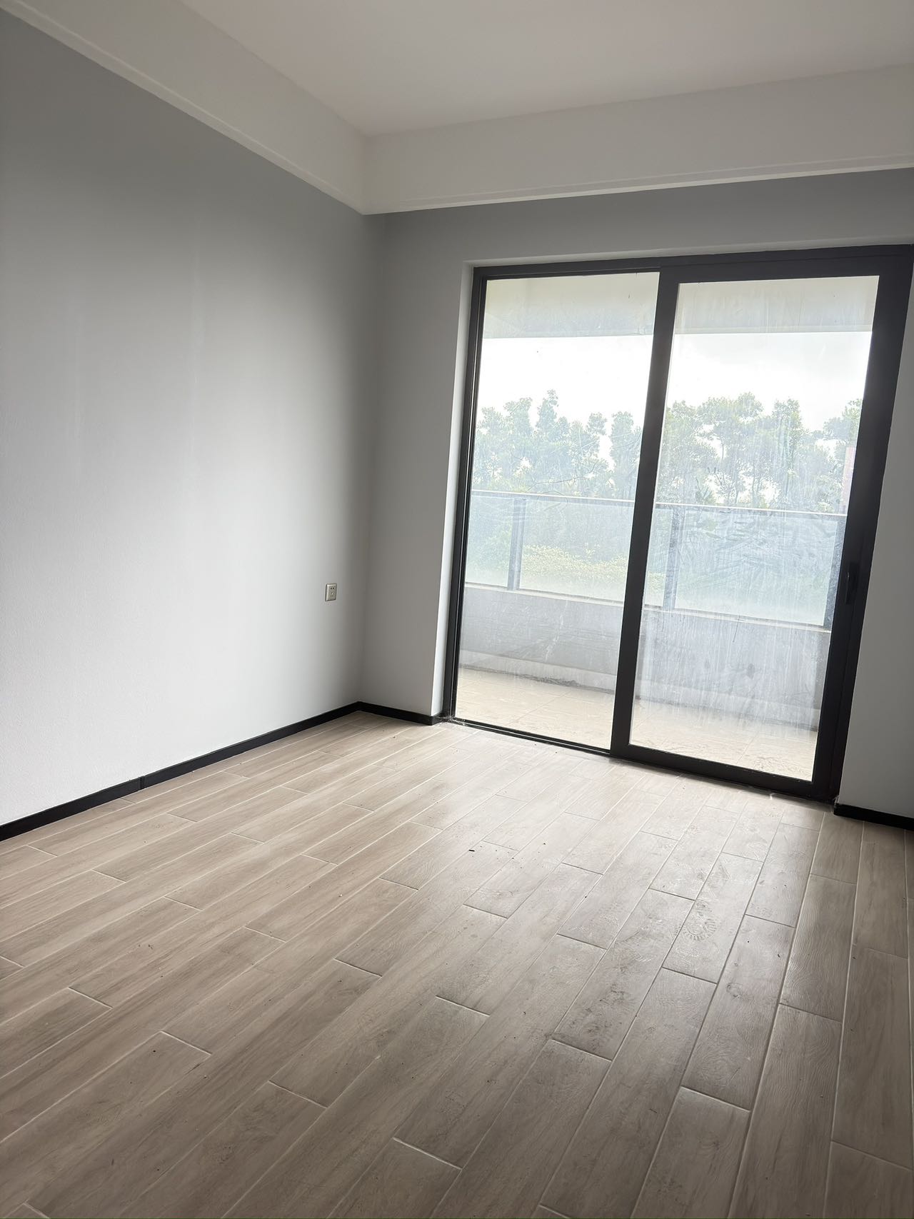 融创观澜湖公园壹号四期 3室2厅2卫 148.0万 融创观澜湖公园壹号四期 3室2厅2卫 148.0万室内图