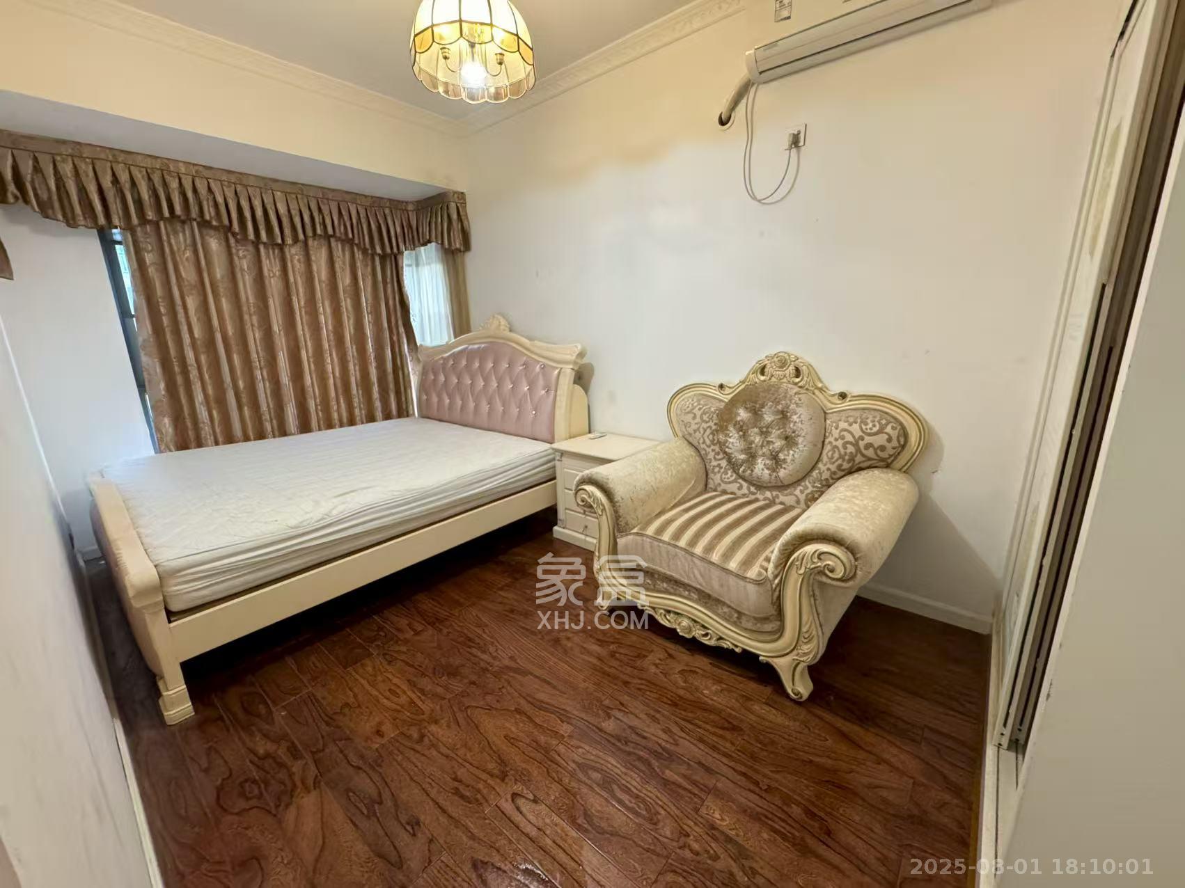 万博汇  2室1厅1卫    2800.0元/月室内图