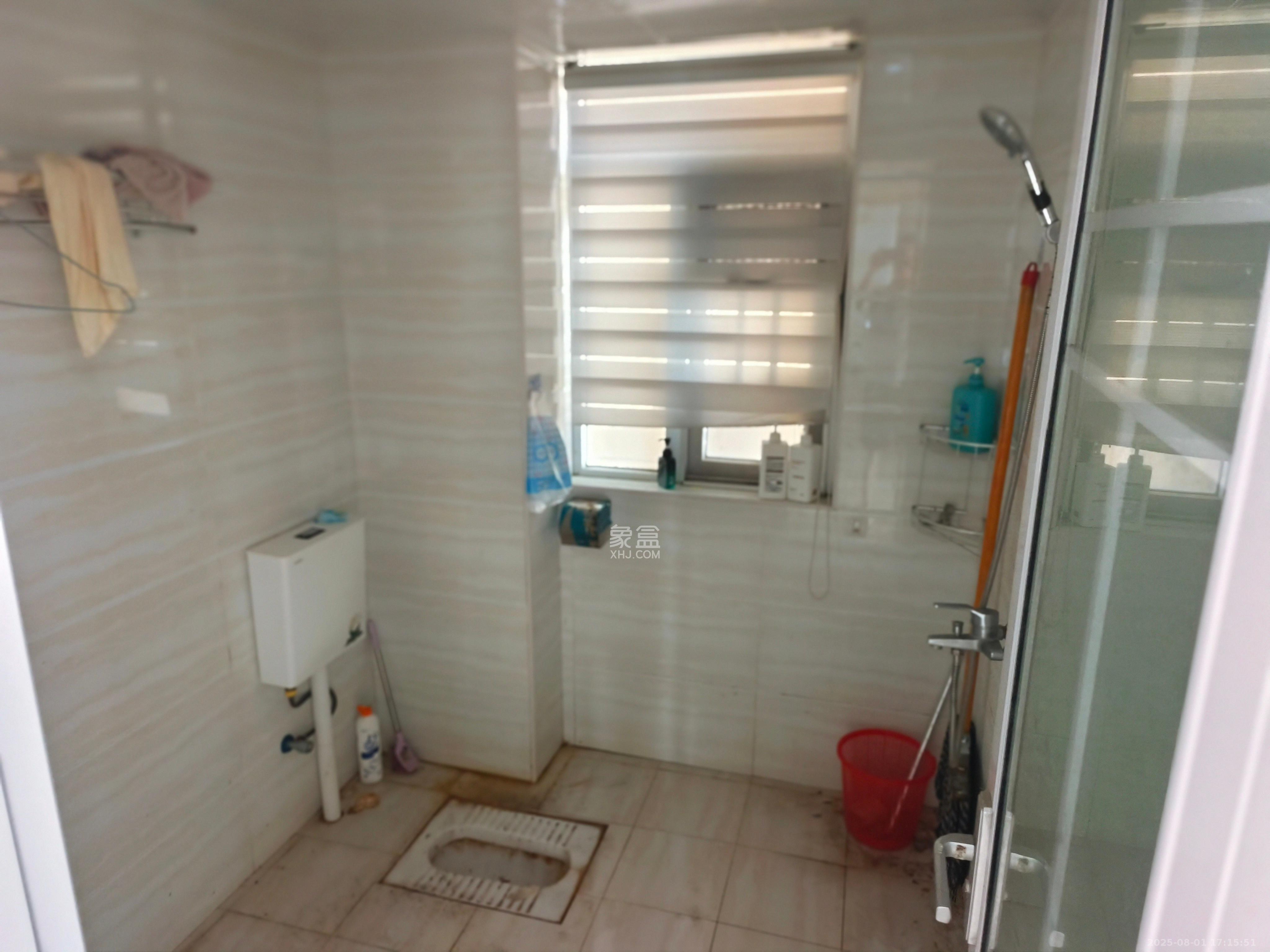 嘉宇银杉（嘉宇西苑）  3室2厅1卫    1800.0元/月室内图