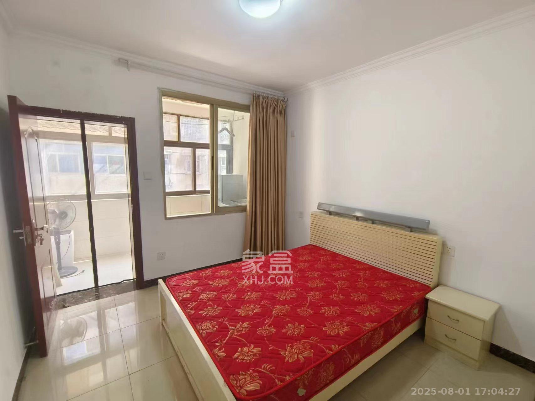 营盘东路、营盘西路散盘 2室1厅1卫 2000.0元/月 营盘东路、营盘西路散盘 2室1厅1卫 2000.0元/月室内图