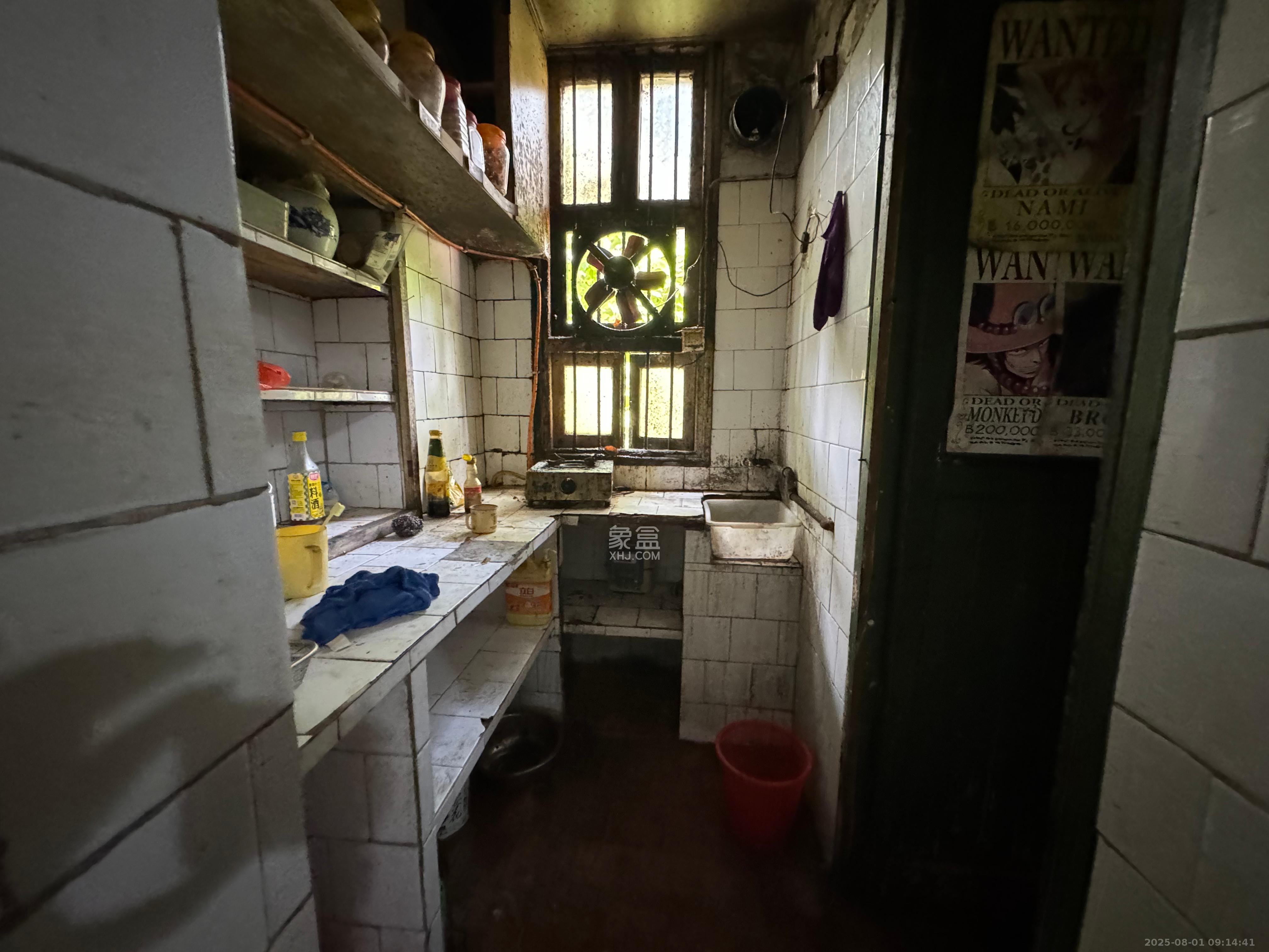 四星客车厂(四星小区) 3室1厅1卫 1100.0元/月 四星客车厂(四星小区) 3室1厅1卫 1100.0元/月室内图