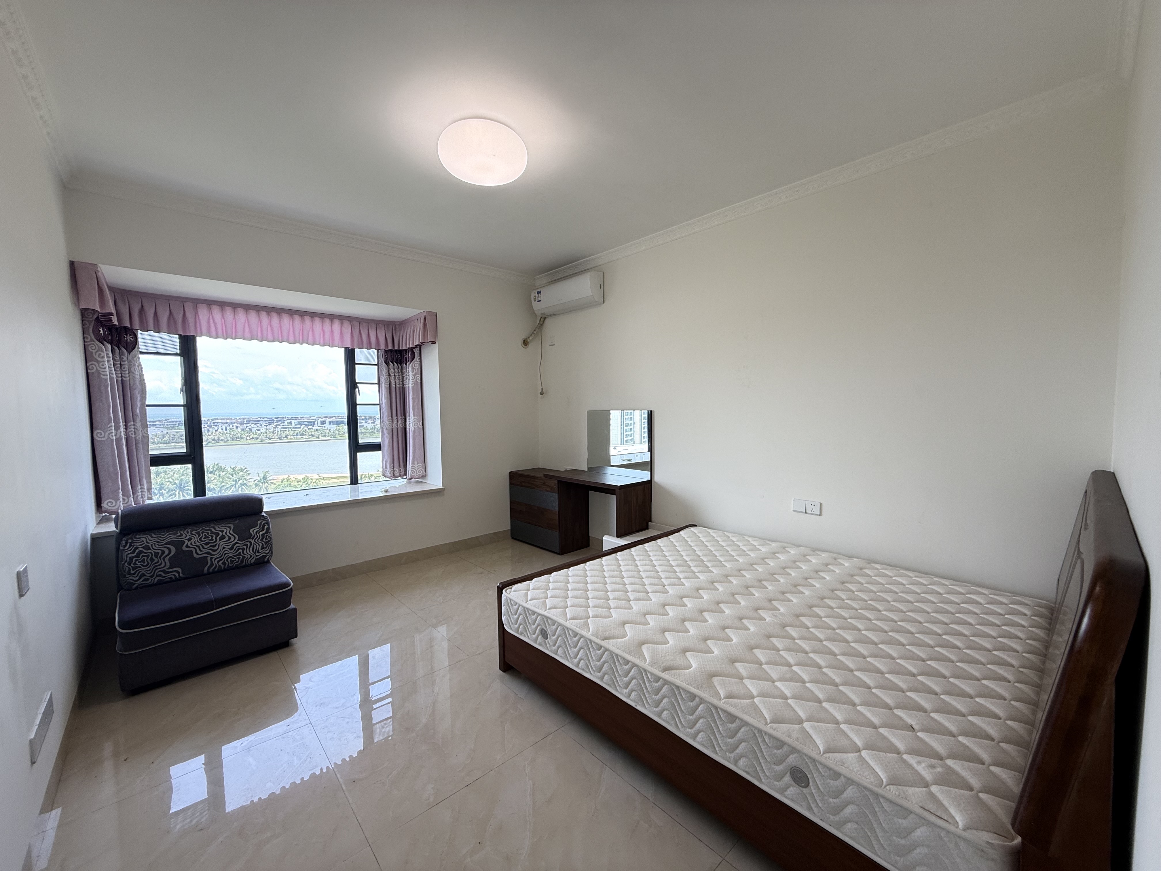 碧桂园滨海国际一期(2602地块) 3室2厅2卫 2800.0元/月 碧桂园滨海国际一期(2602地块) 3室2厅2卫 2800.0元/月室内图