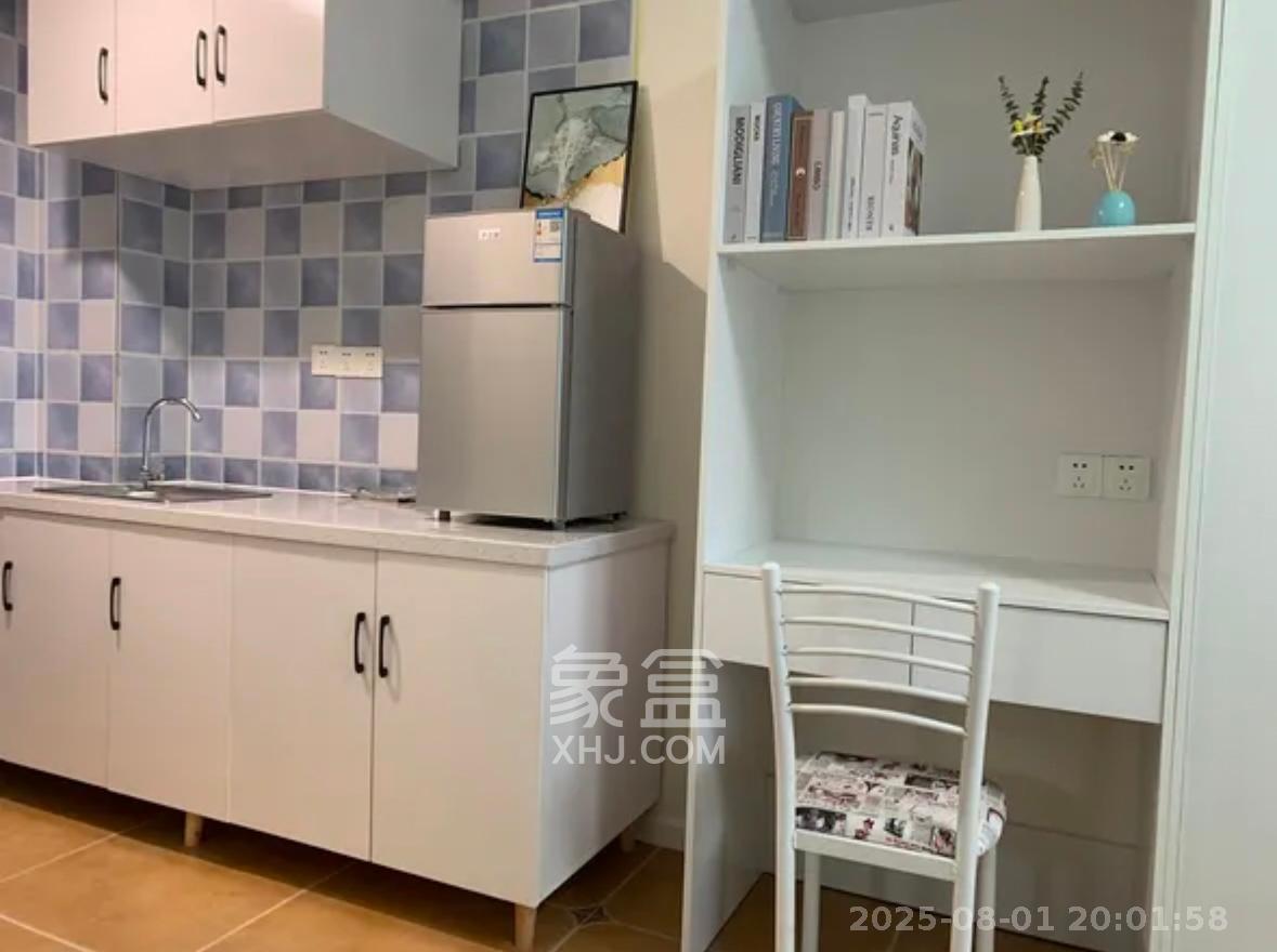 龙湖湘江星座(祺鑫星座公寓) 1室1厅1卫 1500.0元/月 龙湖湘江星座(祺鑫星座公寓) 1室1厅1卫 1500.0元/月室内图