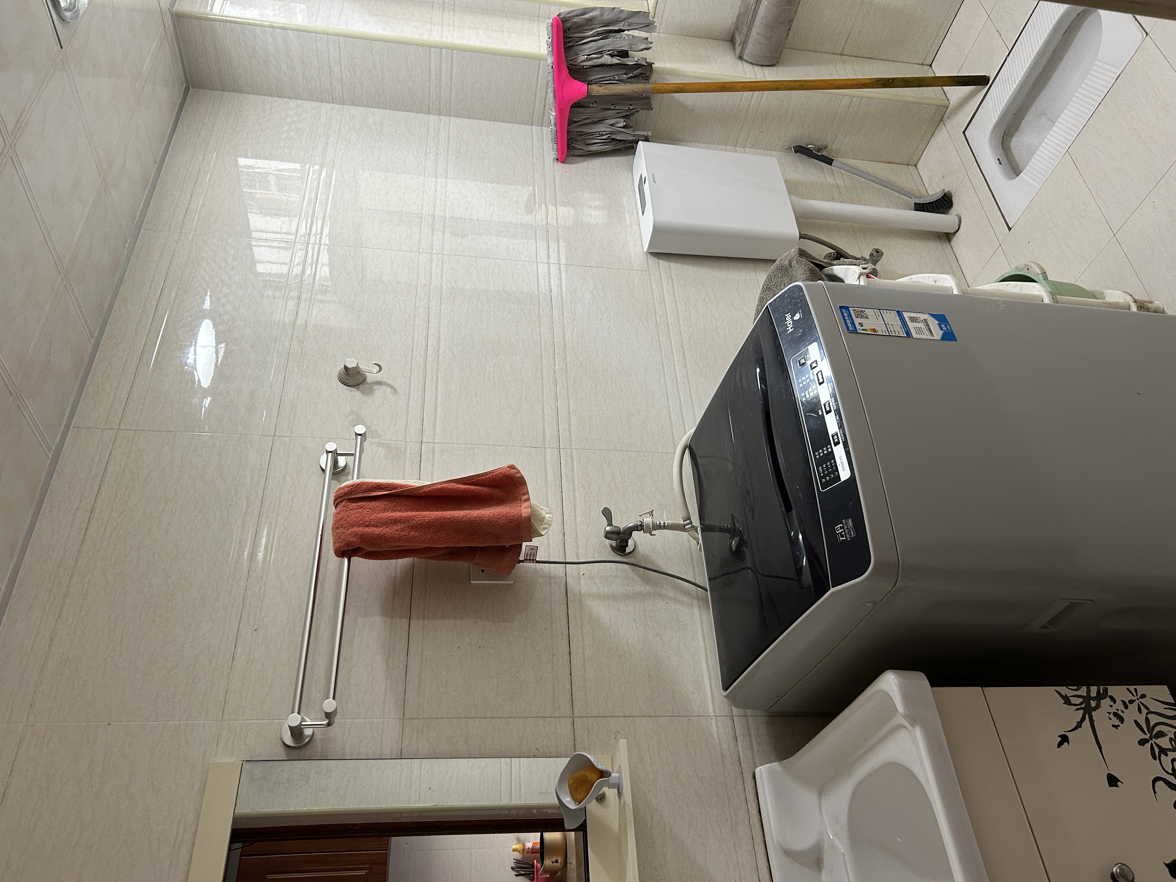 新星家园 3室1厅1卫 1000.0元/月 新星家园 3室1厅1卫 1000.0元/月室内图