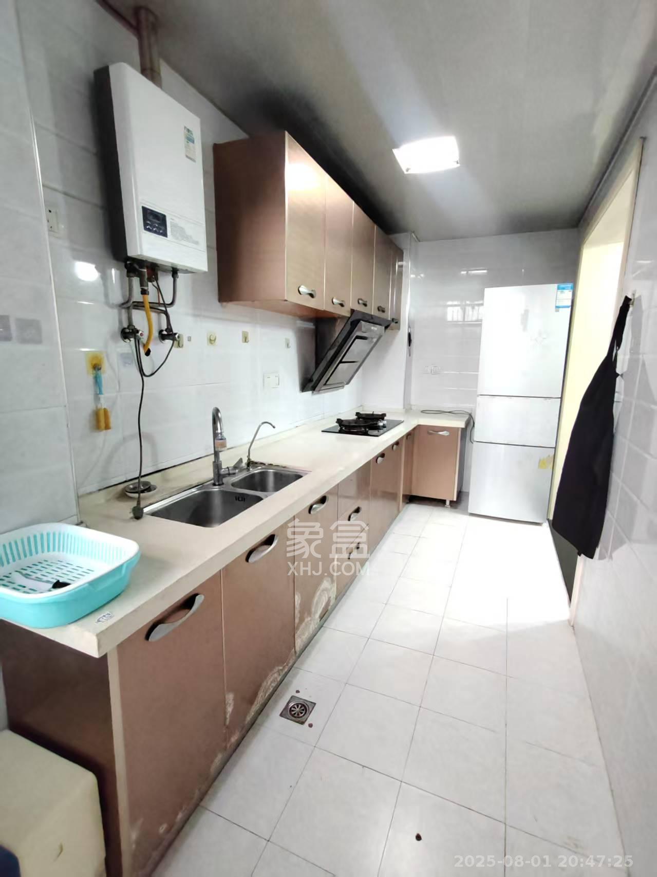 红树湾  2室2厅1卫    1700.0元/月 红树湾  2室2厅1卫    1700.0元/月室内图