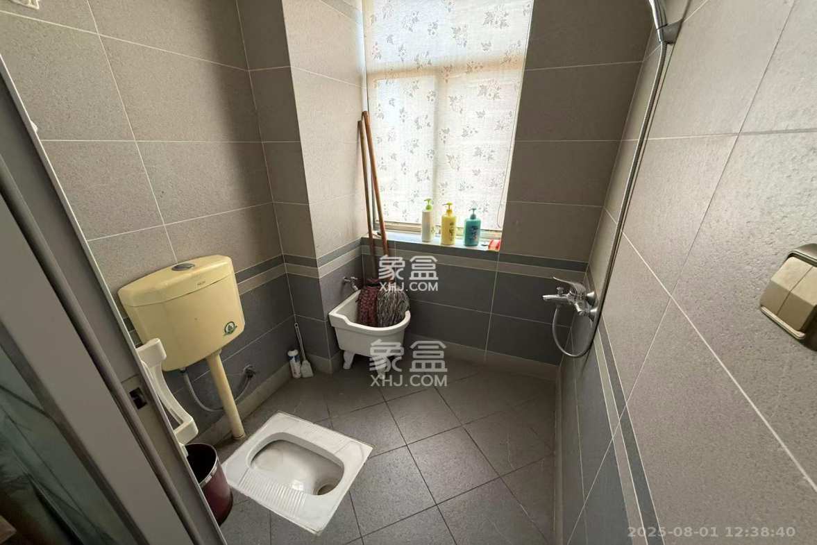 锦湘国际星城二期(锦雅苑)  4室2厅2卫    3500.0元/月 锦湘国际星城二期(锦雅苑)  4室2厅2卫    3500.0元/月室内图