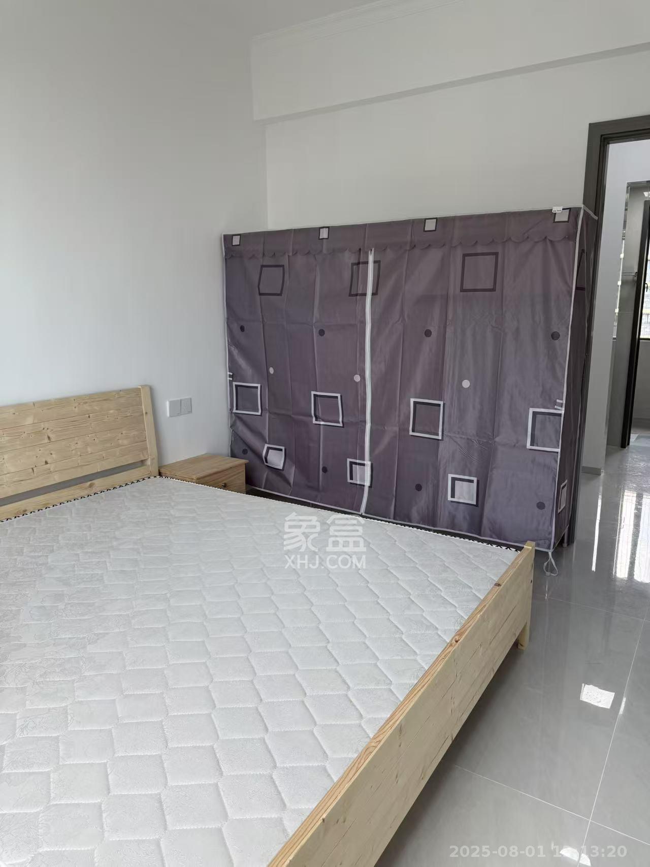 玺宇悦城国际  4室2厅2卫   2200.00元/月室内图