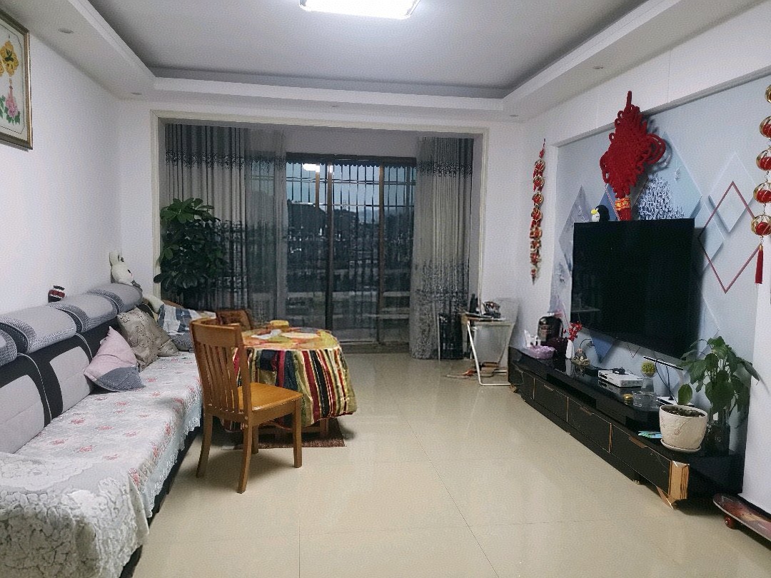 林农小区  3室2厅1卫   35.00万