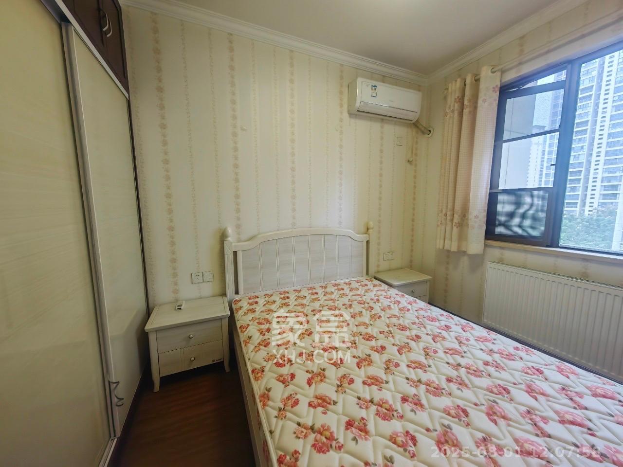 和馨佳园 4室2厅3卫 4000.0元/月 和馨佳园 4室2厅3卫 4000.0元/月室内图