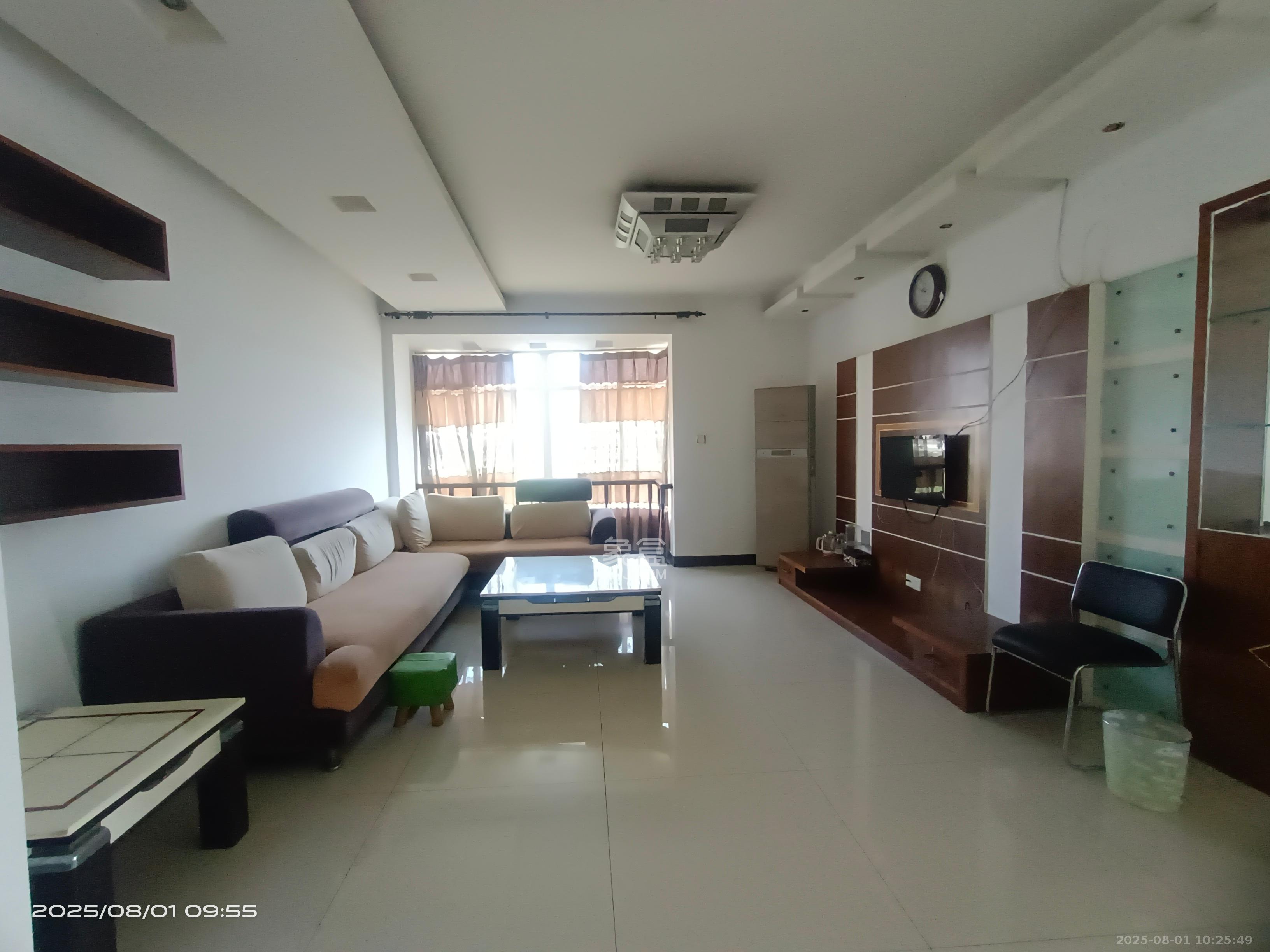 仁和雨花家园  4室2厅2卫    2800.0元/月室内图