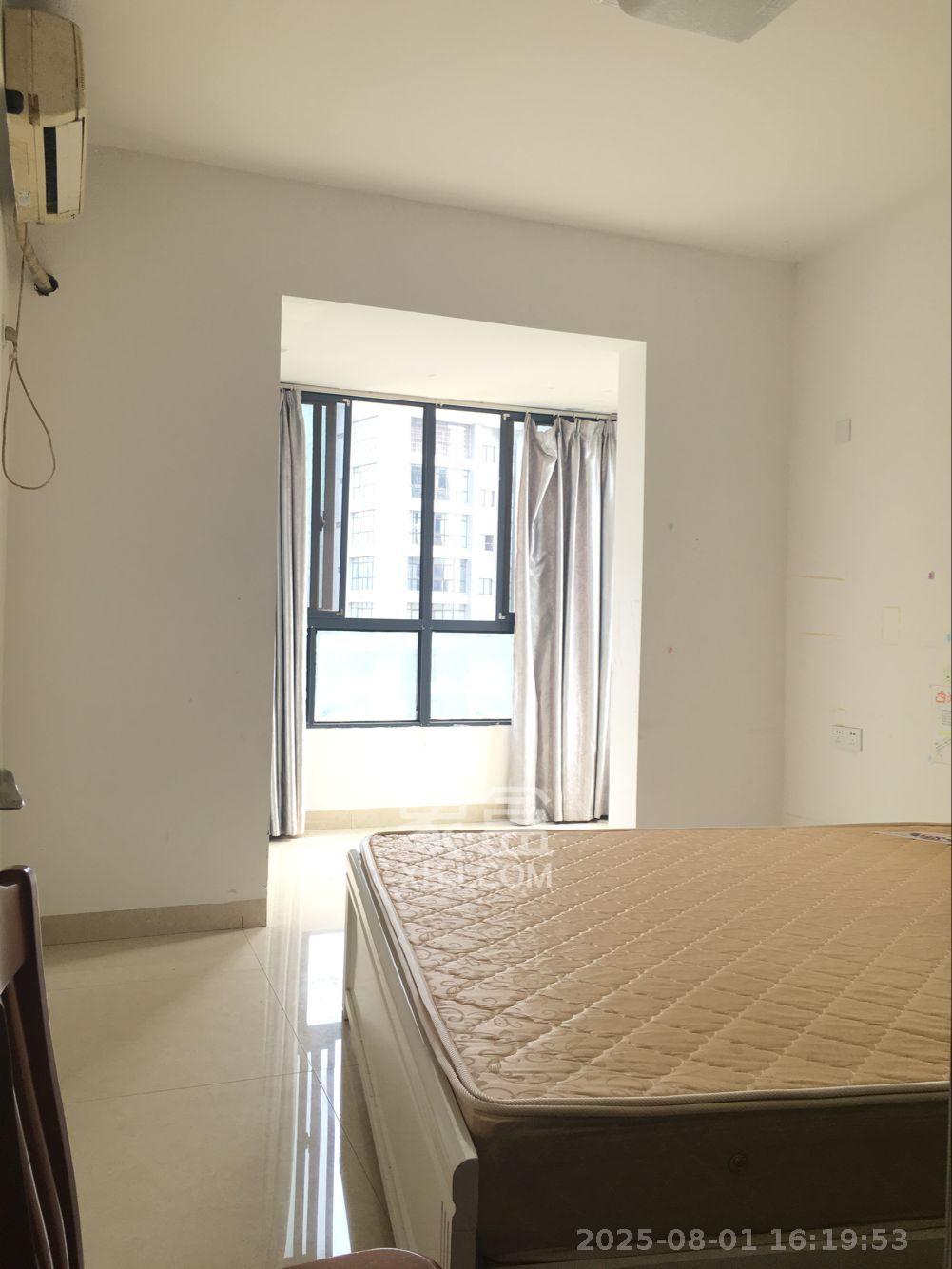 长房时代城 2室2厅1卫 2300.0元/月 长房时代城 2室2厅1卫 2300.0元/月室内图