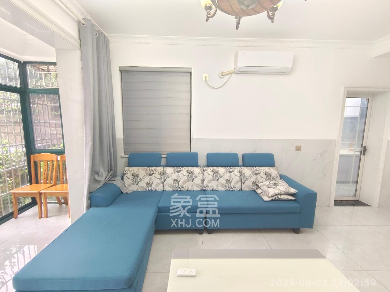 西韵佳苑 2室2厅1卫 2600.0元/月 西韵佳苑 2室2厅1卫 2600.0元/月室内图