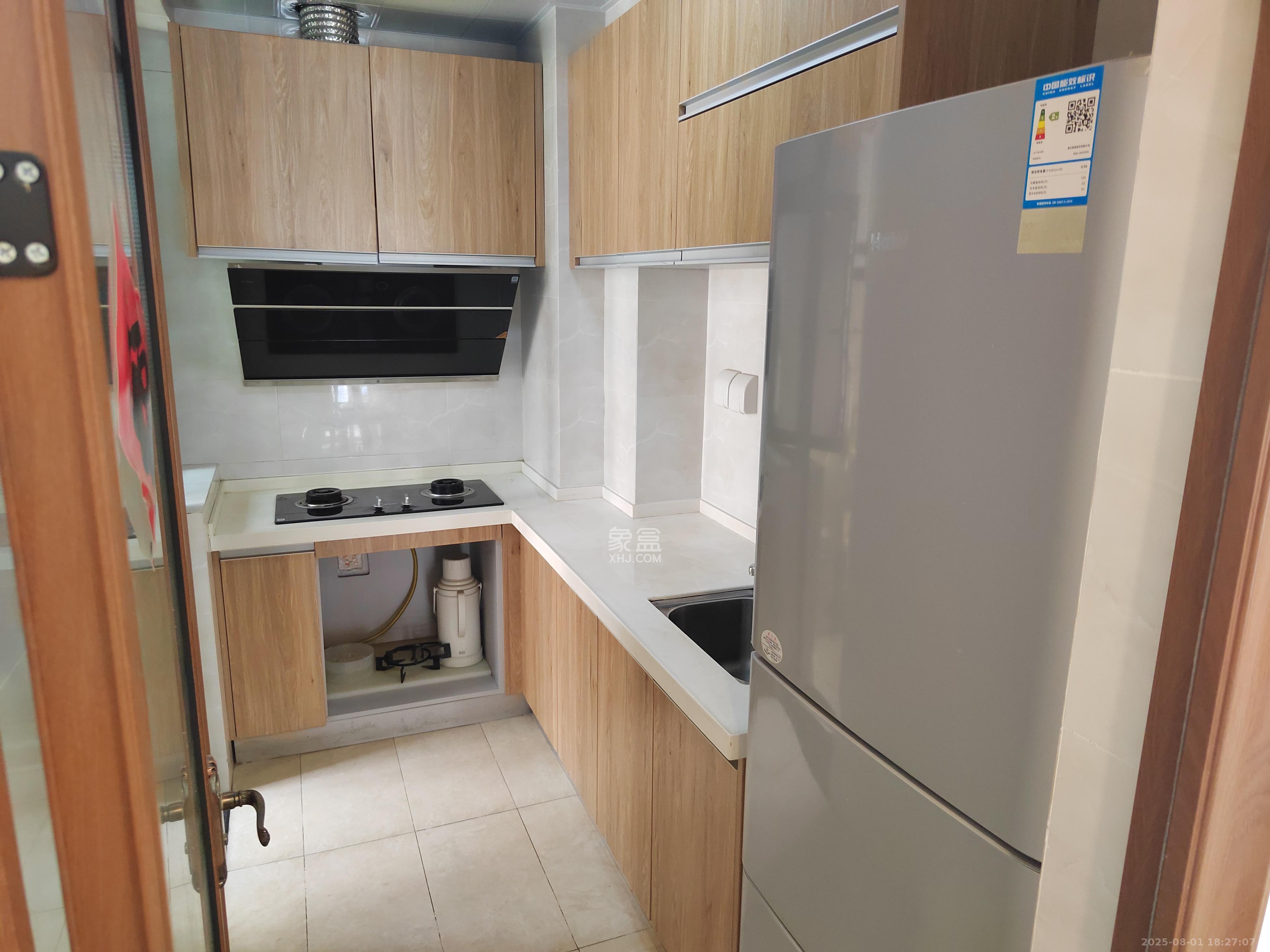 江山帝景哈佛 3室2厅1卫 2000.0元/月 江山帝景哈佛 3室2厅1卫 2000.0元/月室内图