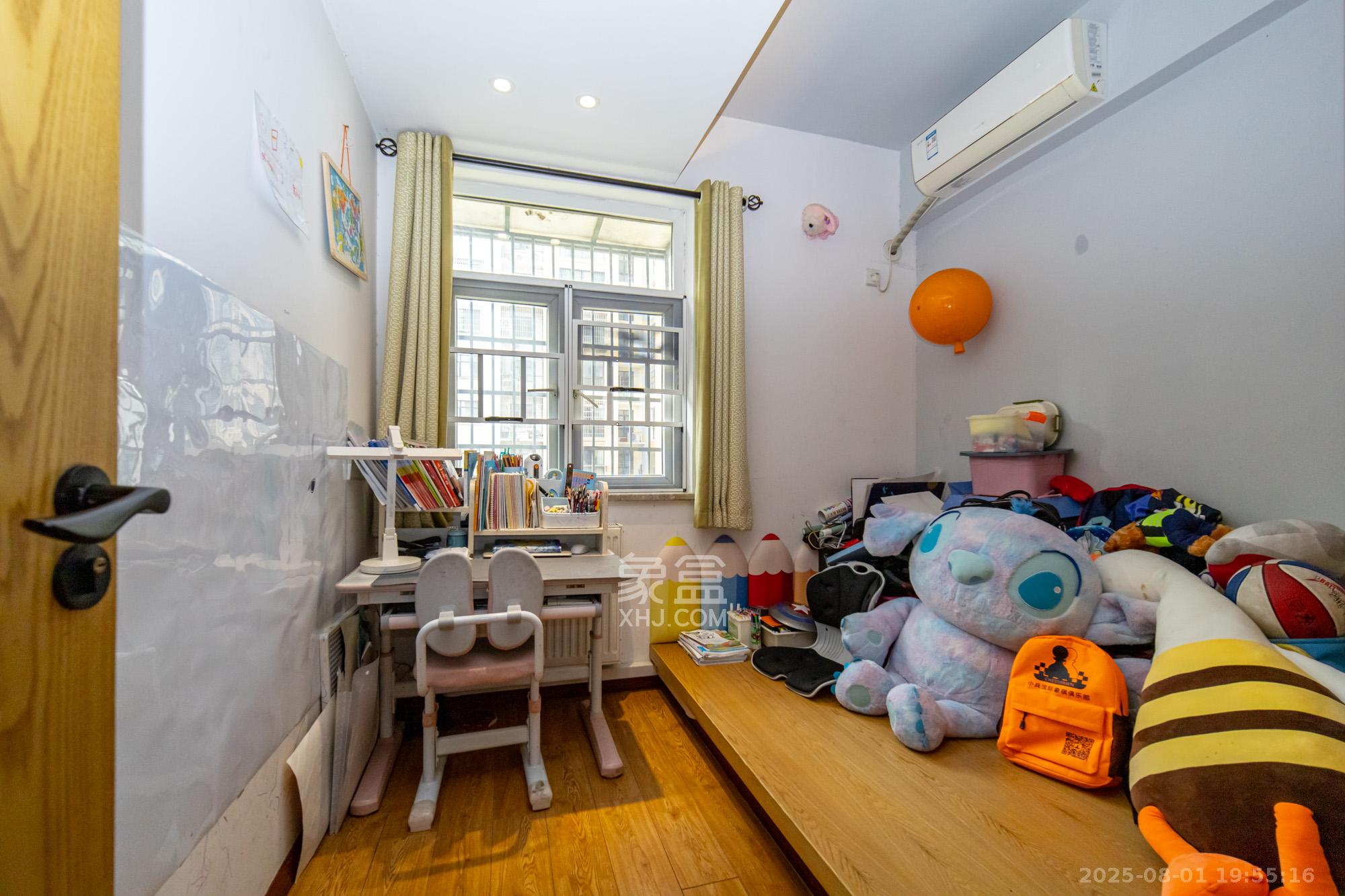 鹏基诺亚山林 3室2厅2卫 95.0万 鹏基诺亚山林 3室2厅2卫 95.0万卧室