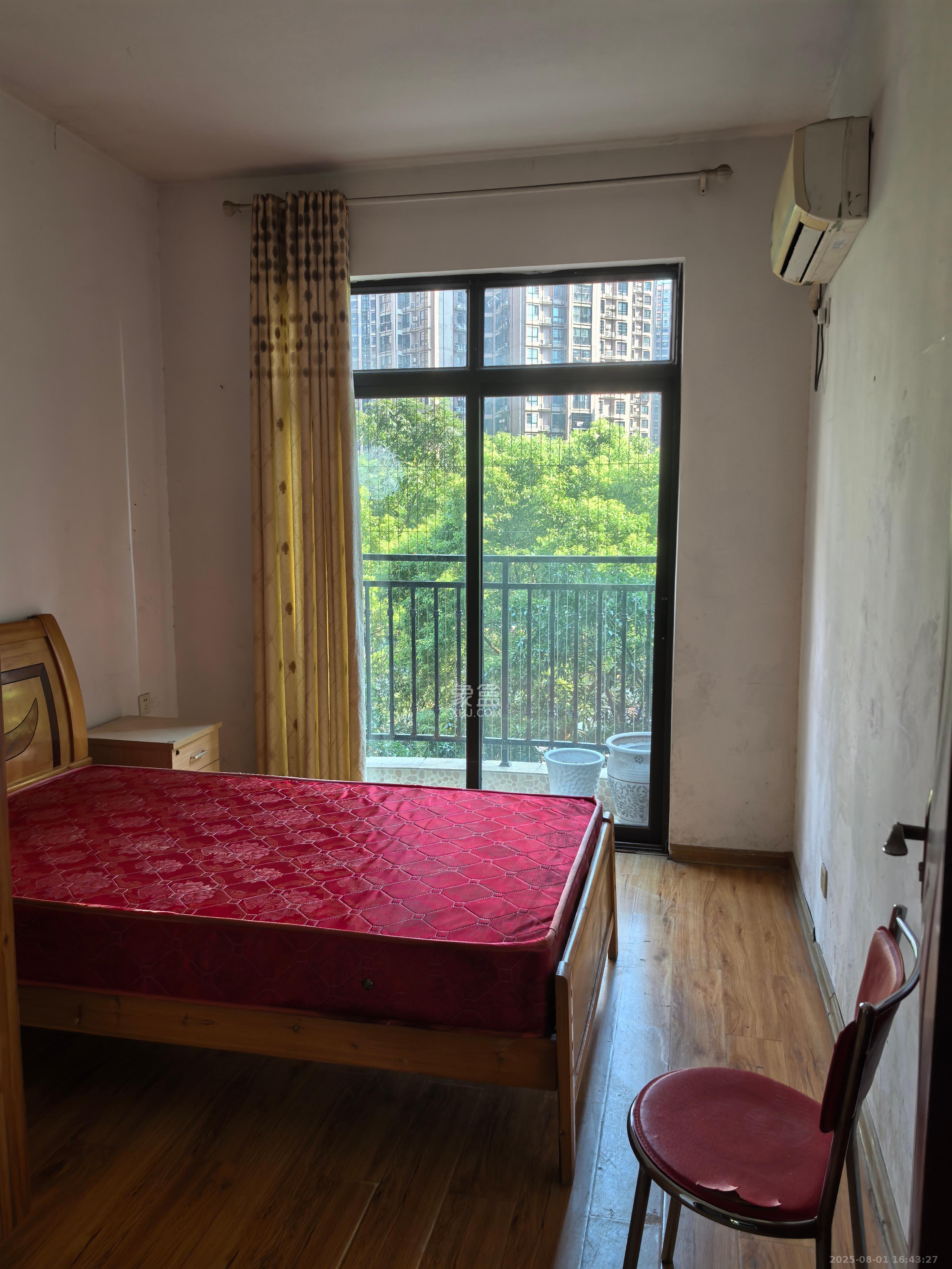 康桥长郡 4室2厅2卫 2200.0元/月 康桥长郡 4室2厅2卫 2200.0元/月室内图