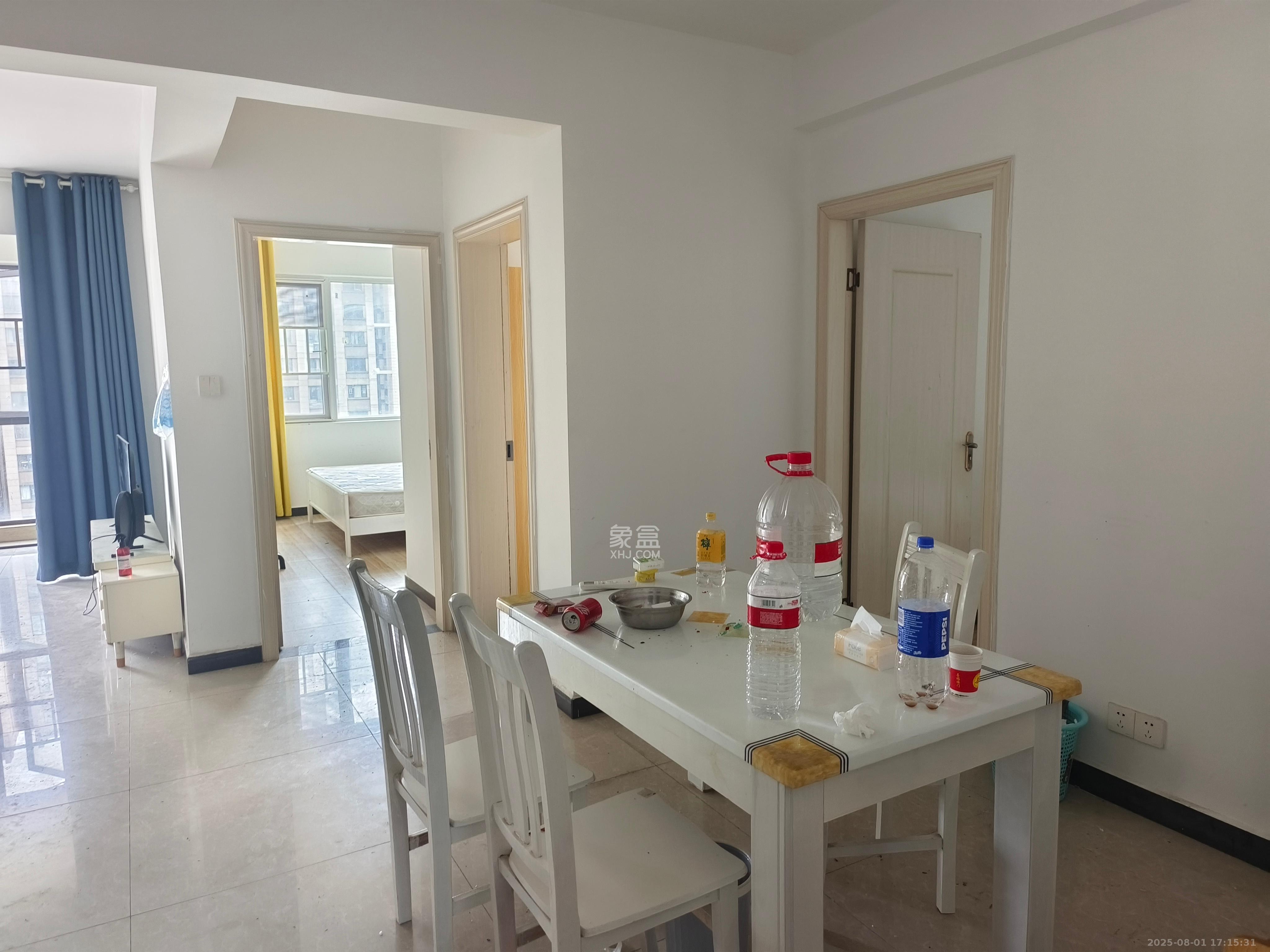 嘉宇银杉（嘉宇西苑）  3室2厅1卫    1800.0元/月室内图