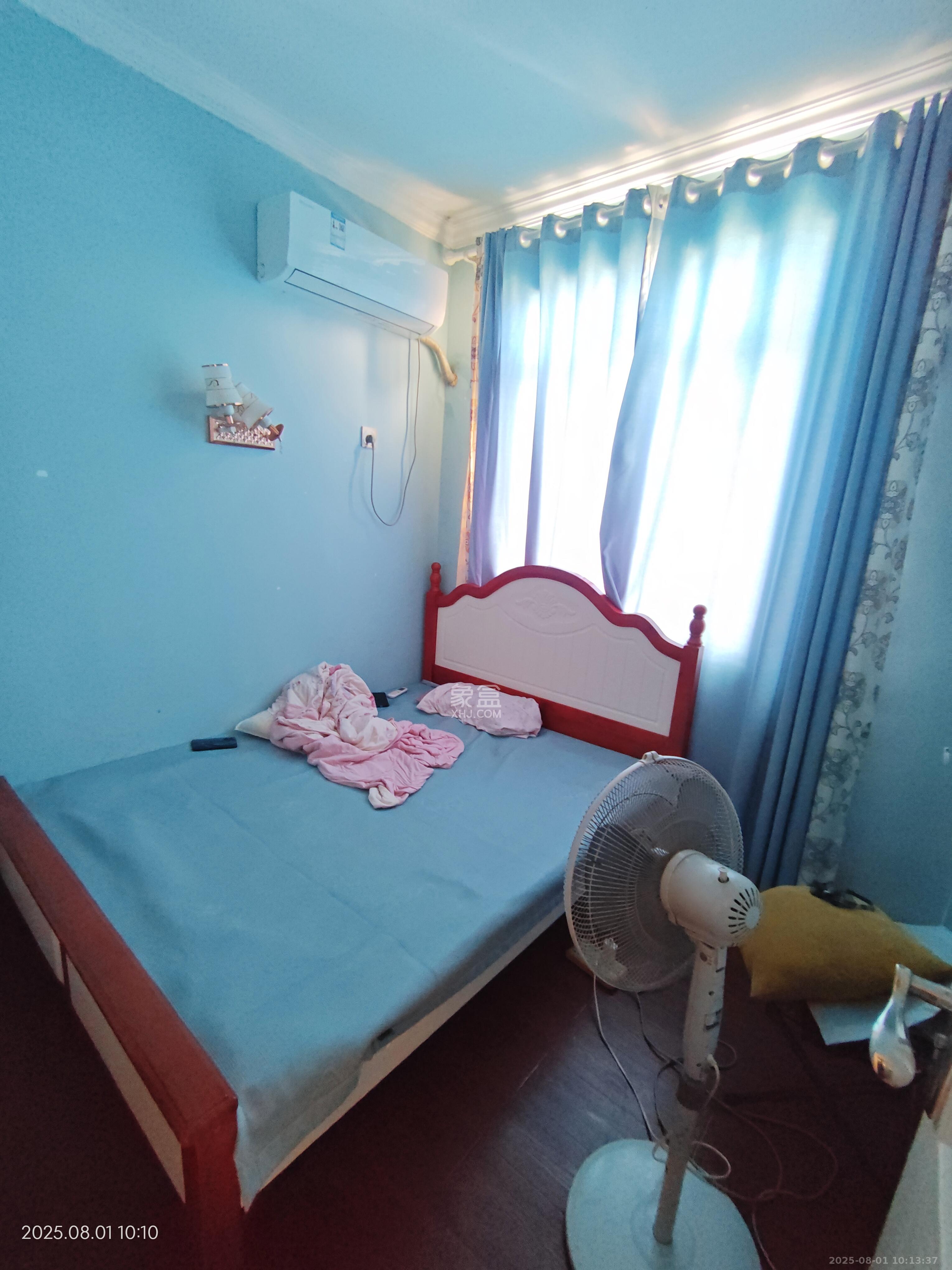 华瑞电子商厦（湖南科佳摄影城）  2室1厅1卫    1900.0元/月室内图