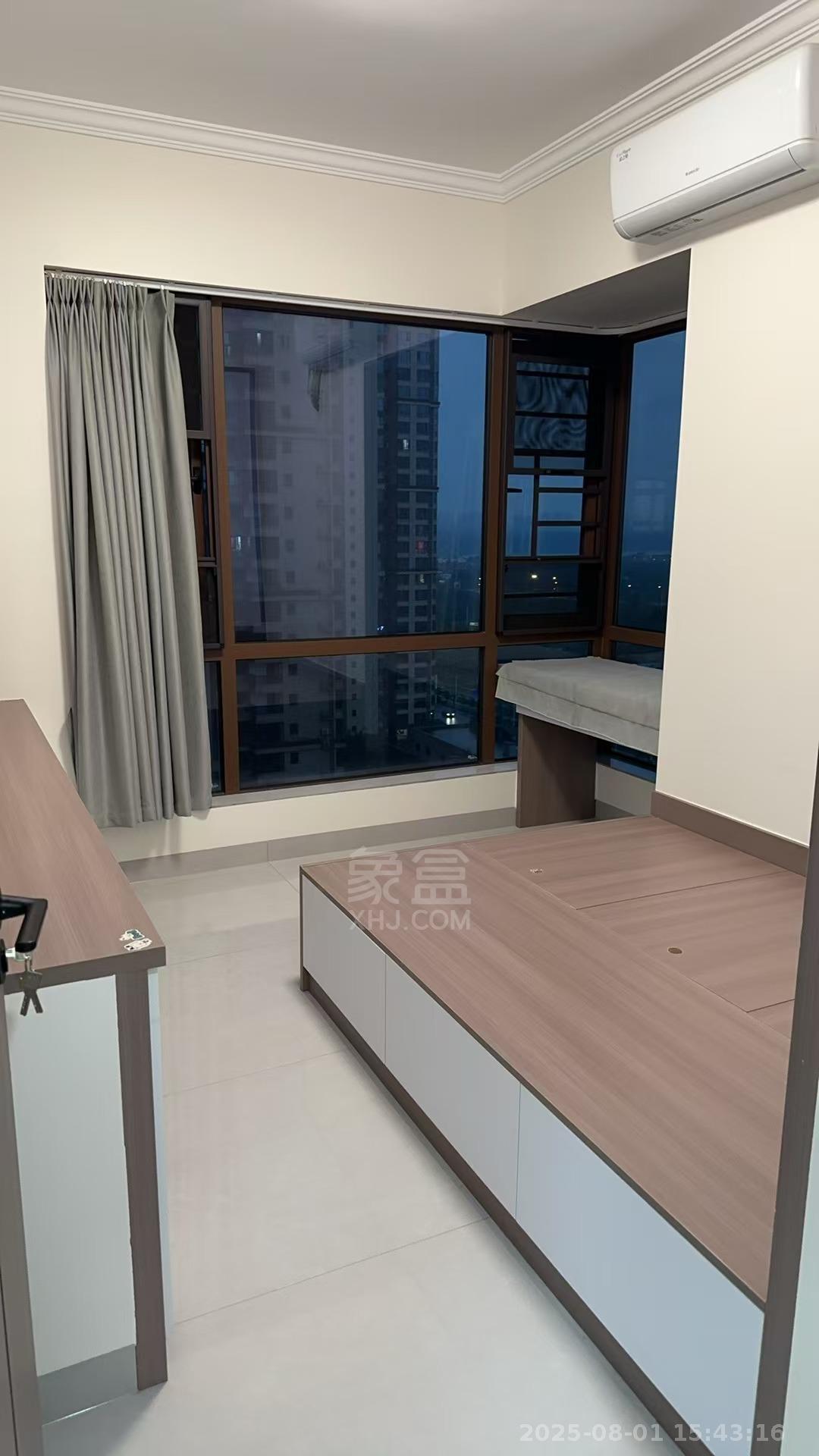 金轮津桥华府 3室2厅1卫 2000.0元/月 金轮津桥华府 3室2厅1卫 2000.0元/月室内图