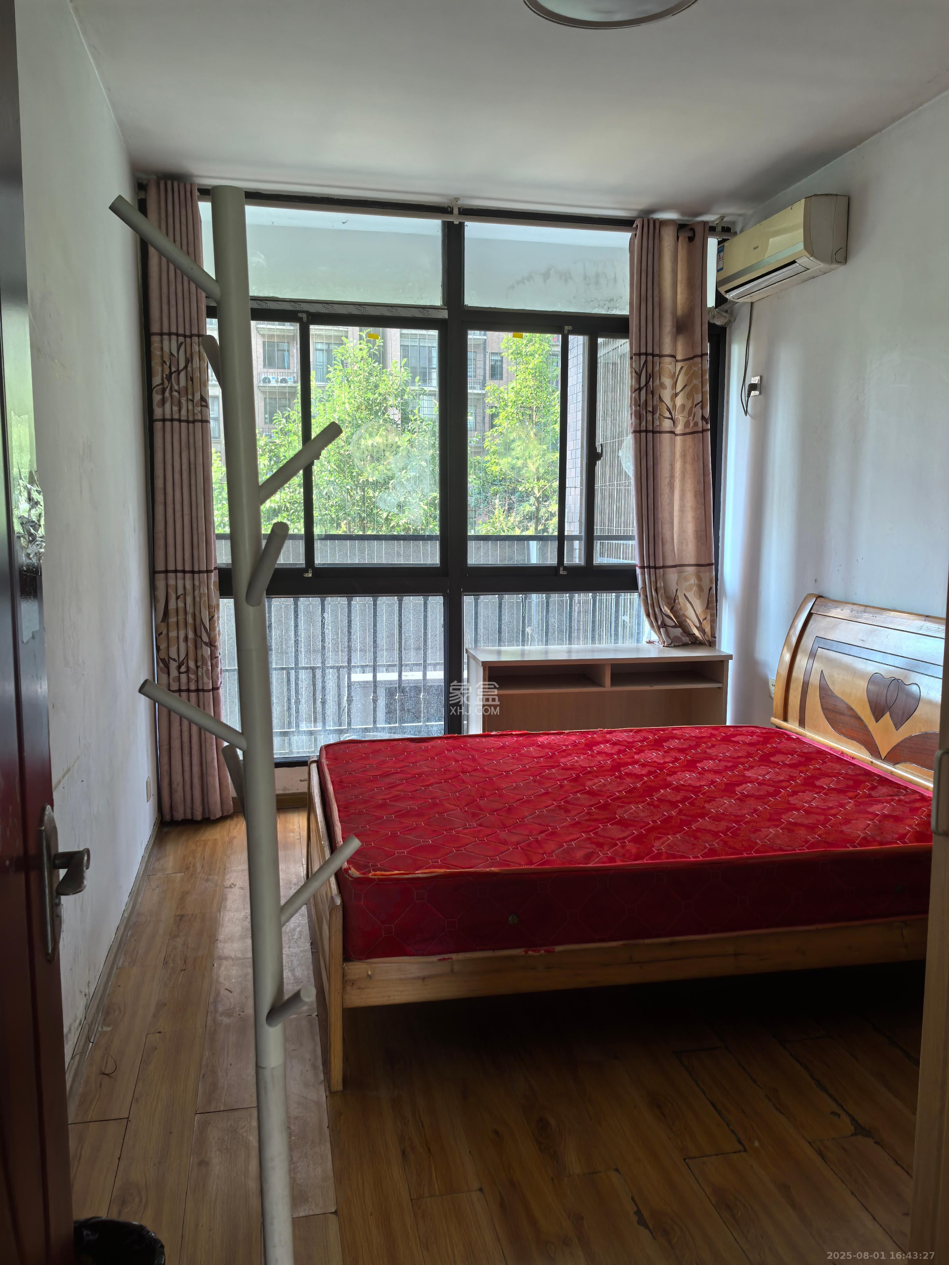 康桥长郡 4室2厅2卫 2200.0元/月 康桥长郡 4室2厅2卫 2200.0元/月室内图