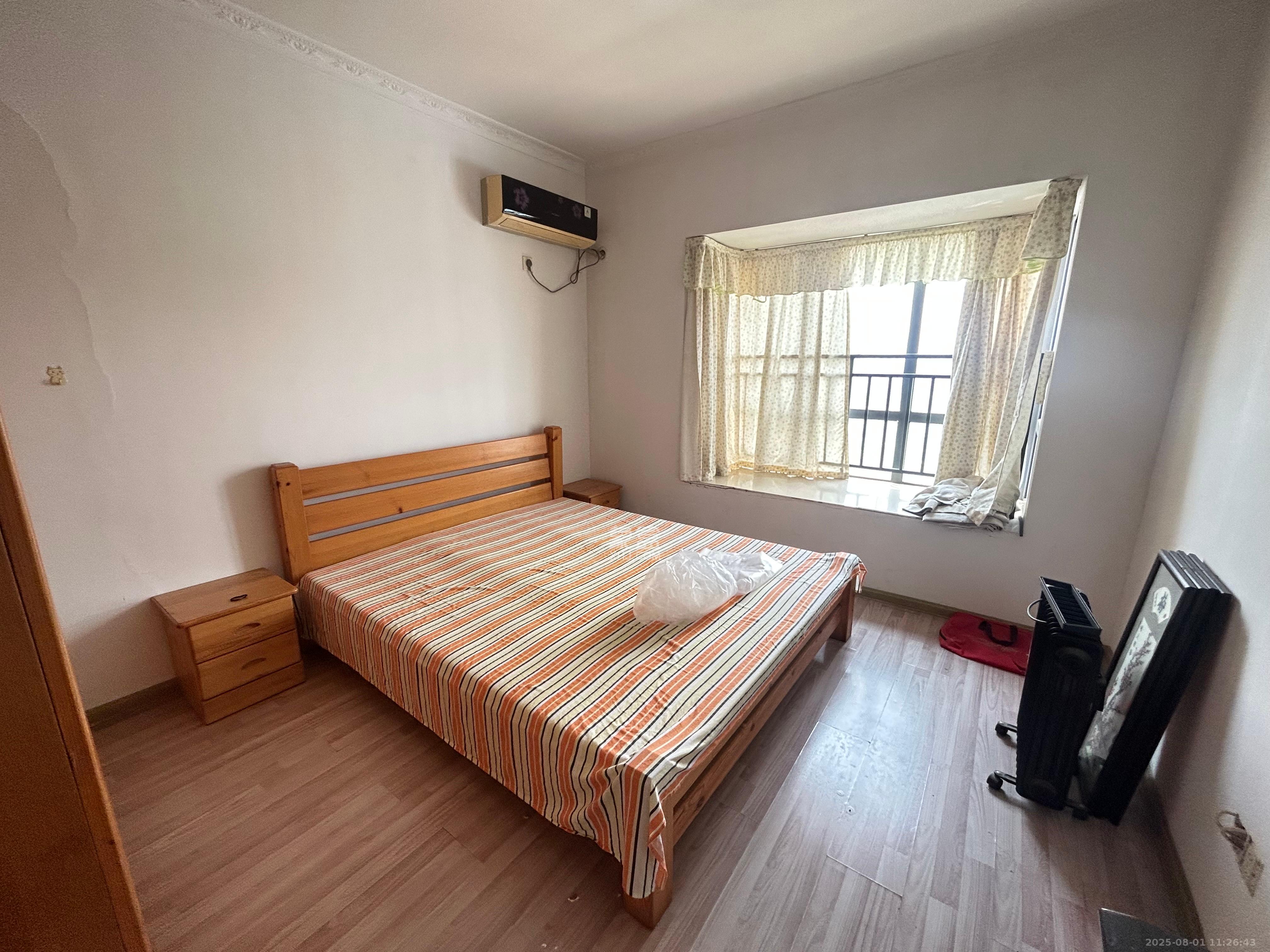 上海城小区 3室2厅2卫 2400.0元/月 上海城小区 3室2厅2卫 2400.0元/月室内图