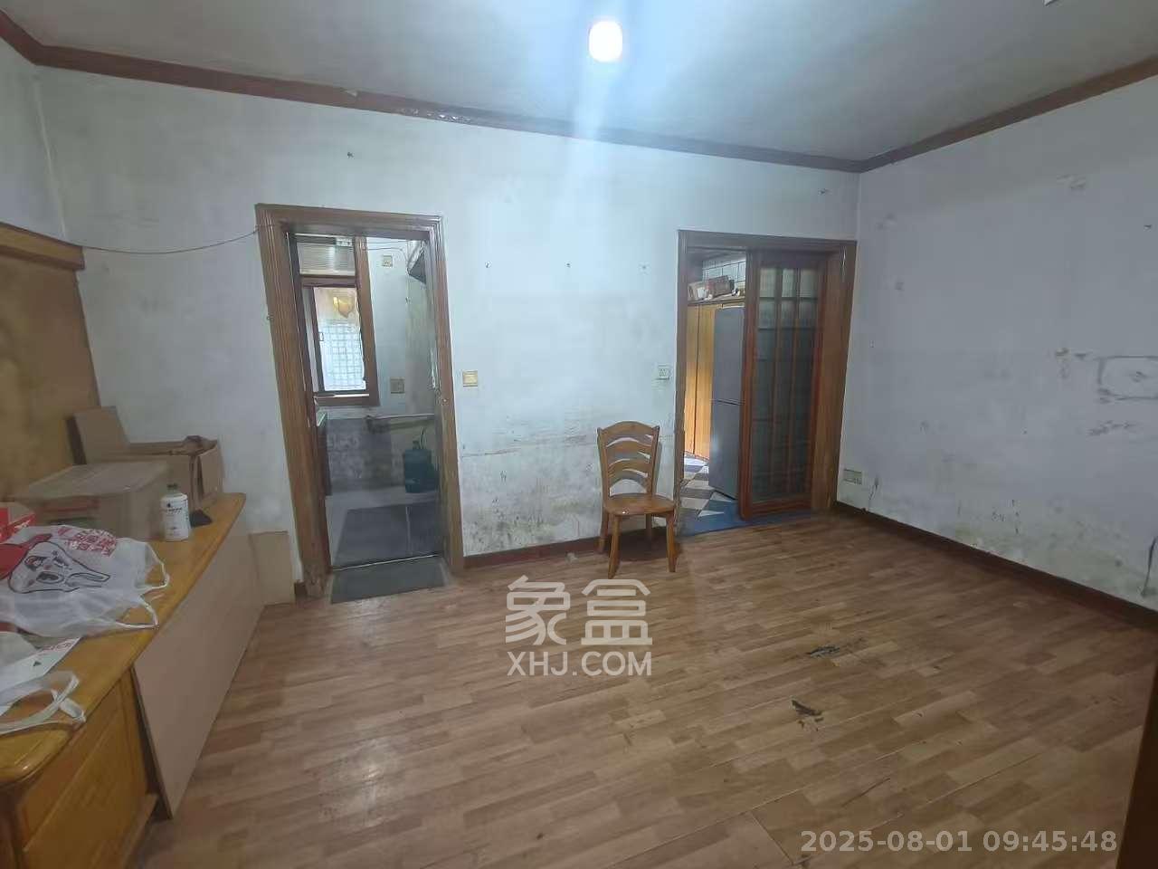 桂花二村  2室1厅1卫   2500.00元/月室内图